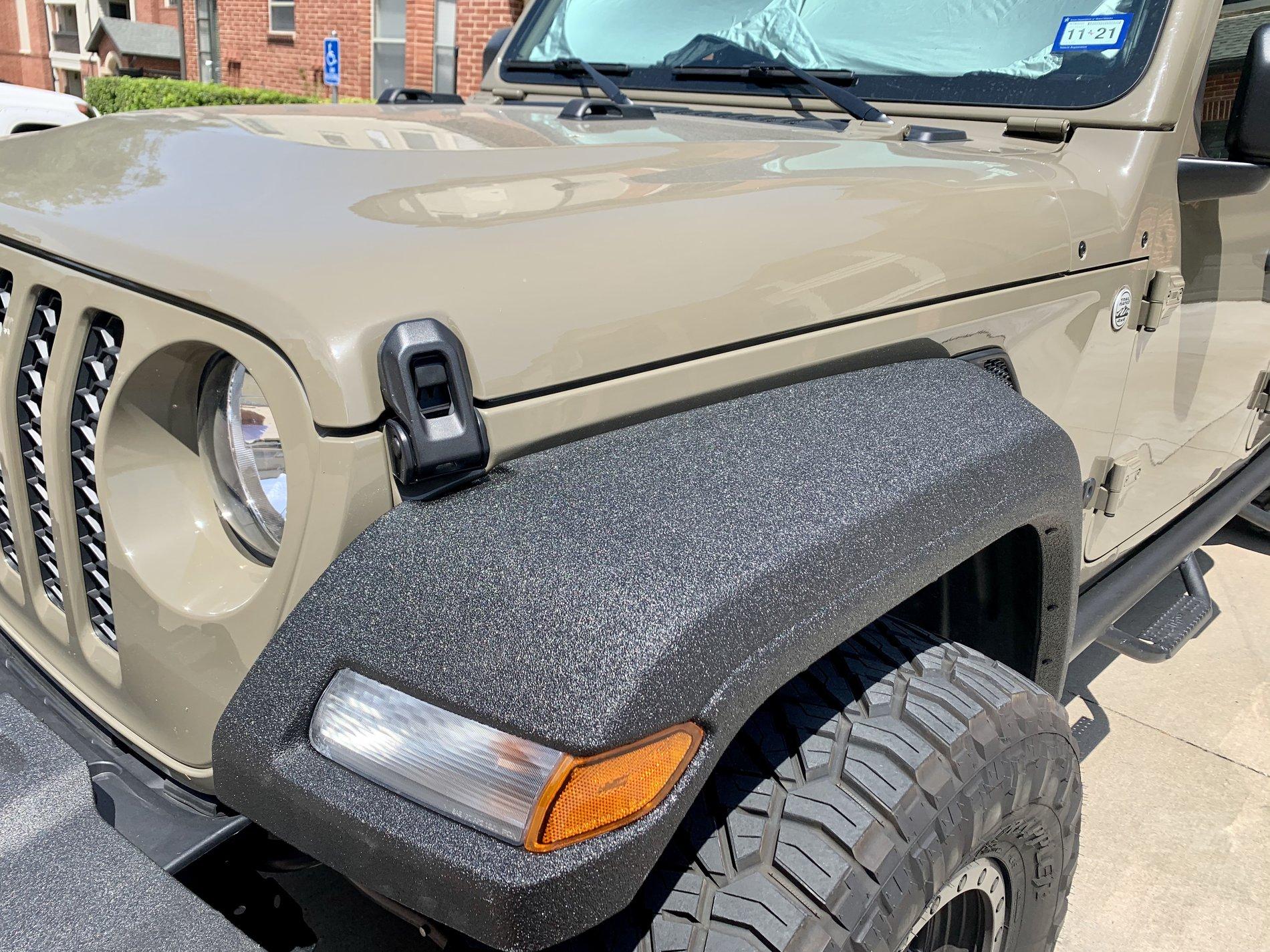 Jeep Gladiator Linexed Fenders 829D577A-09CE-4AAF-A7BB-C021CFAA8826