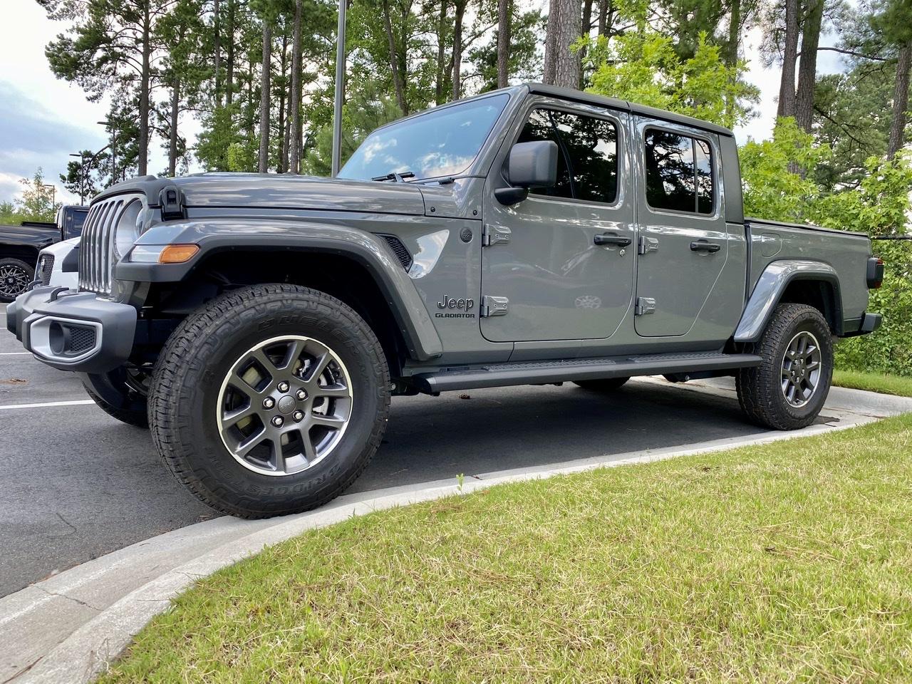 Jeep Gladiator Overland Wheel/Tire upgrade combo suggestions F303AEBF-14B0-4E1A-9FE2-F9701A7B55D9