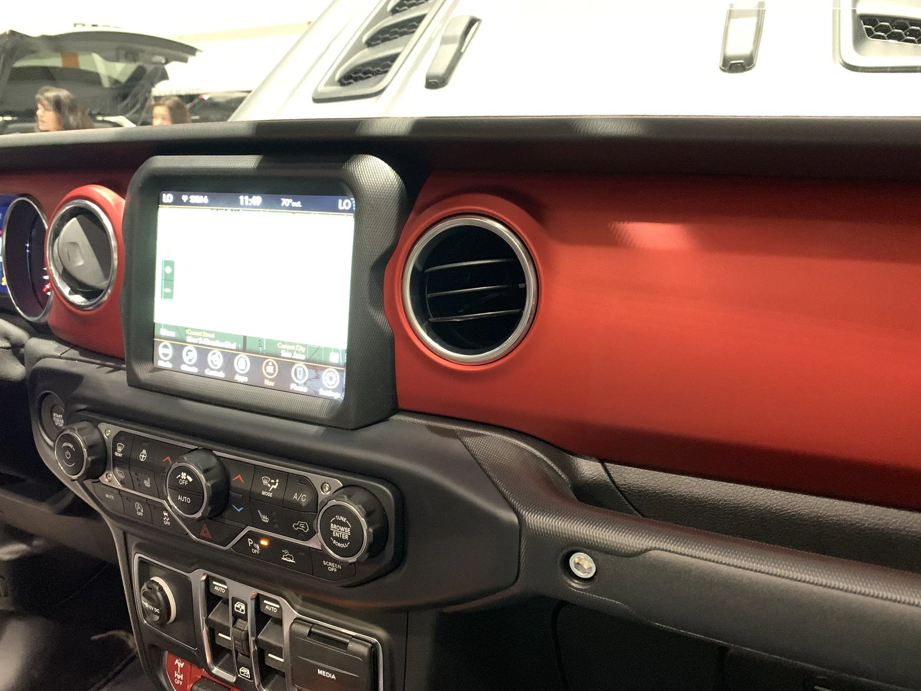 Jeep Gladiator Sitting in the Gladiator ask me anything 5334082B-CBE4-4DEF-A484-40F9682DE07A
