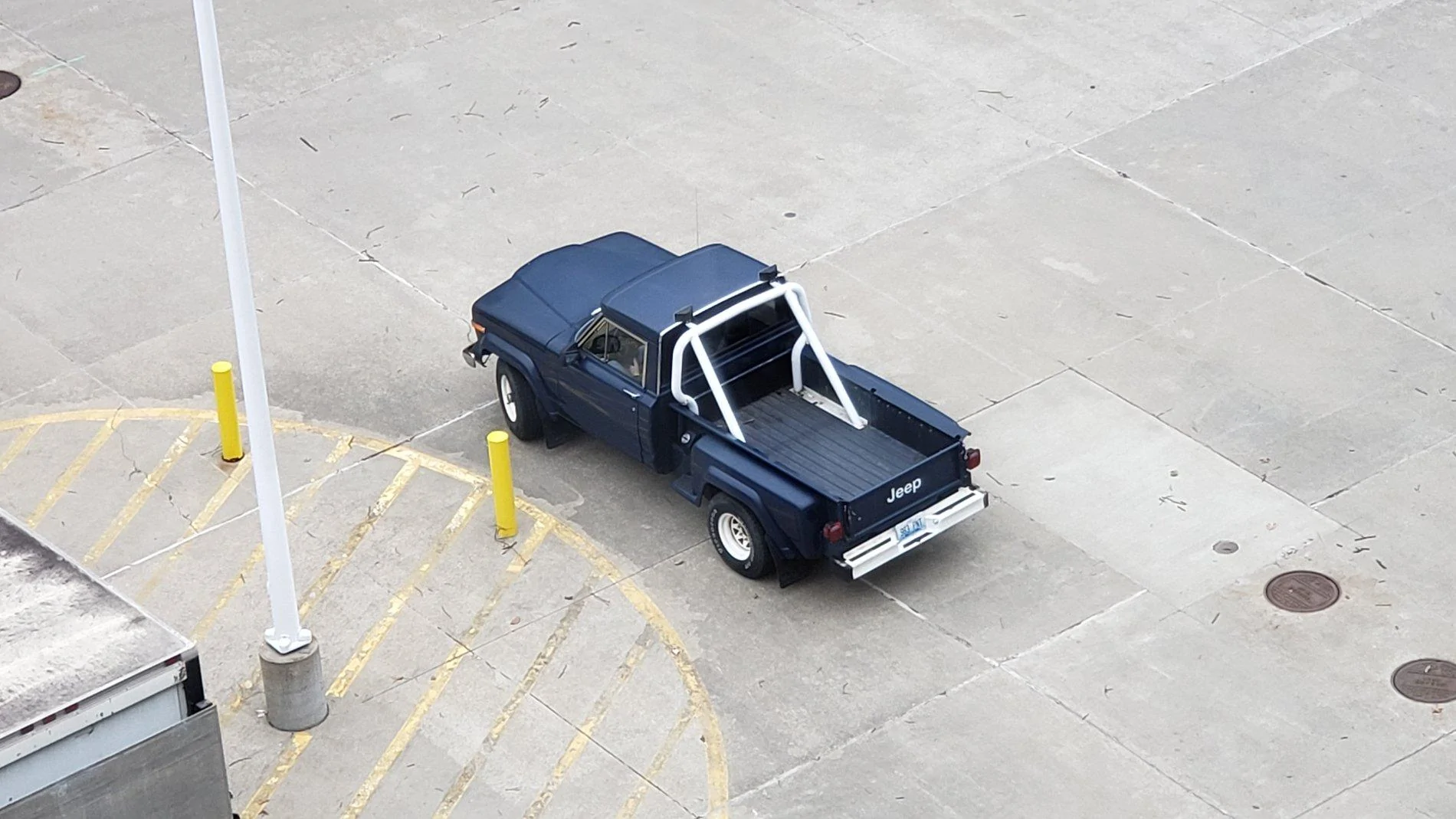 Jeep Gladiator Jeep pickup spotted at work today :) 20190315_143245[1]