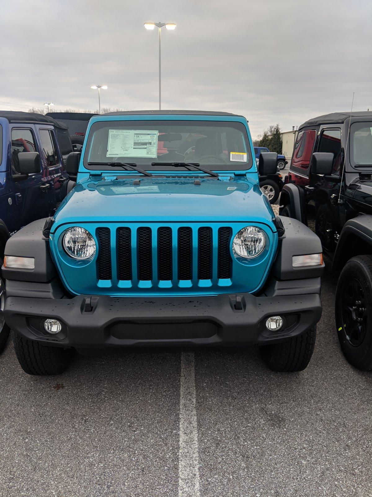 Jeep Gladiator I wonder if Bikini color will be on the Gladiator one day? IMG_20190315_090850