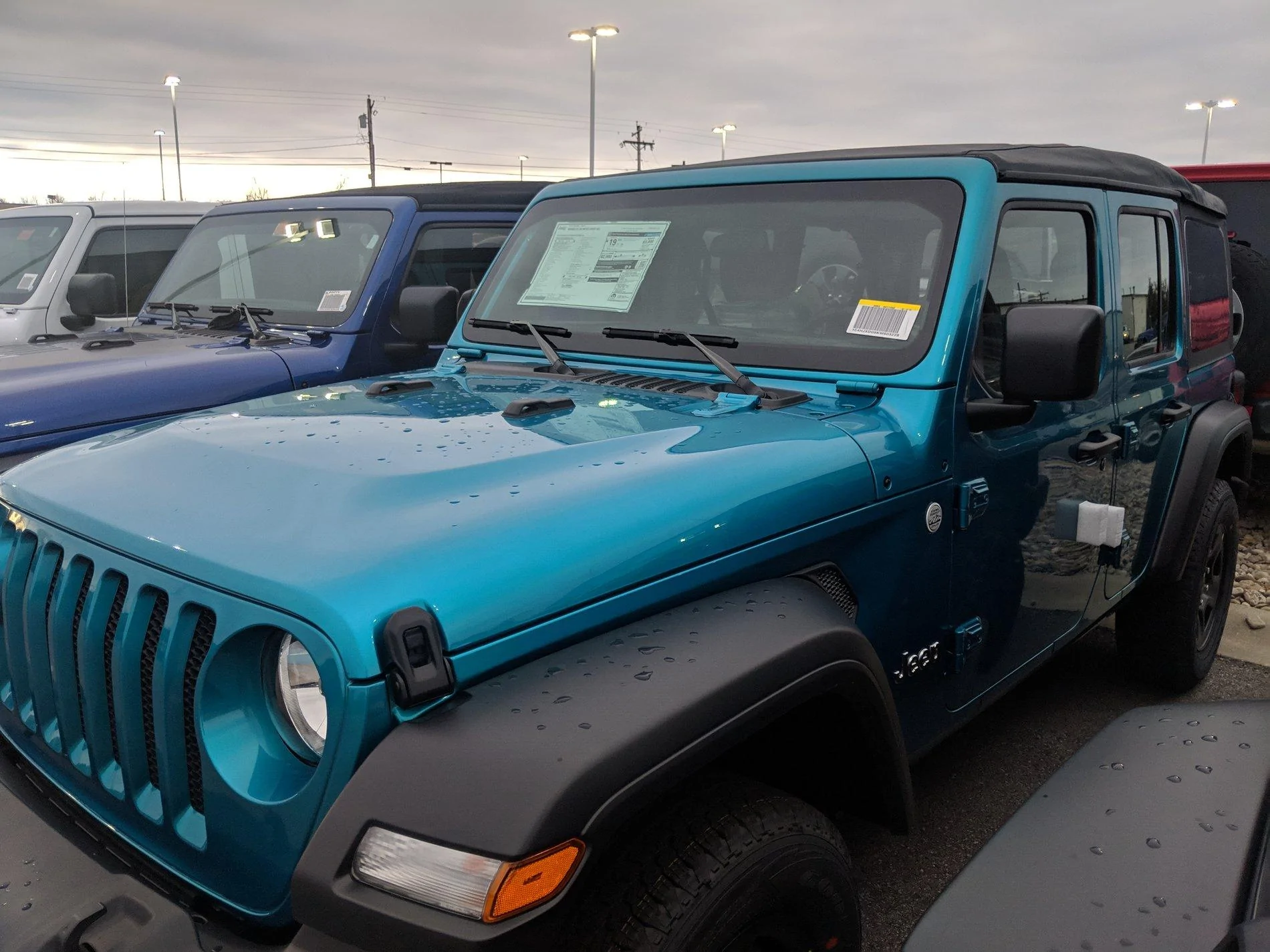 Jeep Gladiator I wonder if Bikini color will be on the Gladiator one day? MVIMG_20190315_090857