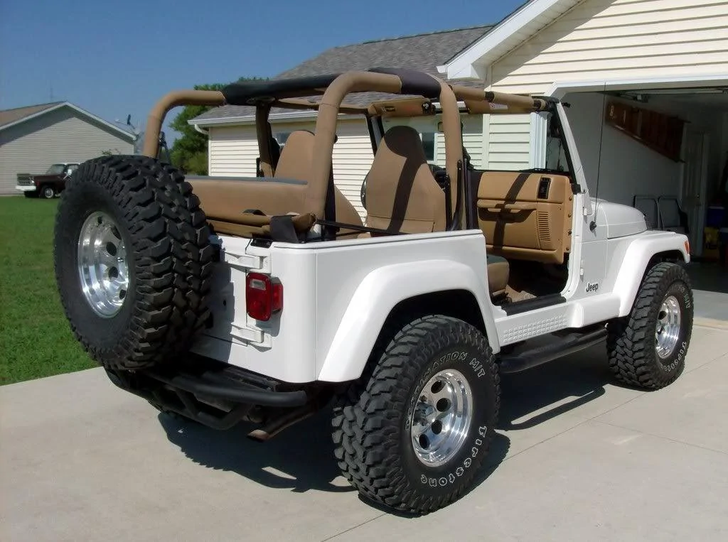 Jeep Gladiator Who is planning on painting the dash of your gladiator? TanJ