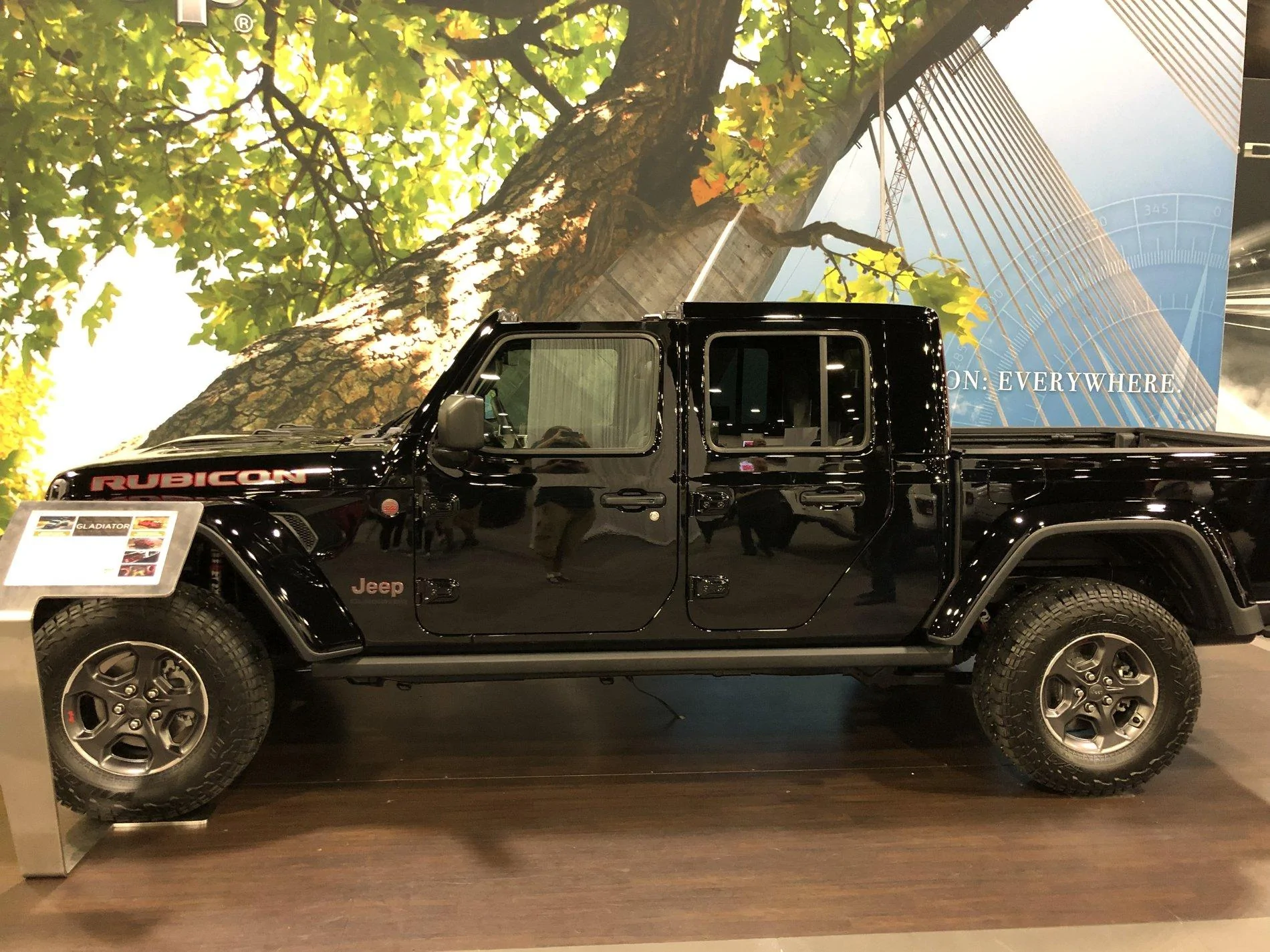 Jeep Gladiator Seat time in Gladiator at ATL Auto Show FA449C85-DF52-4A18-B0E2-F8A0D9F1944D