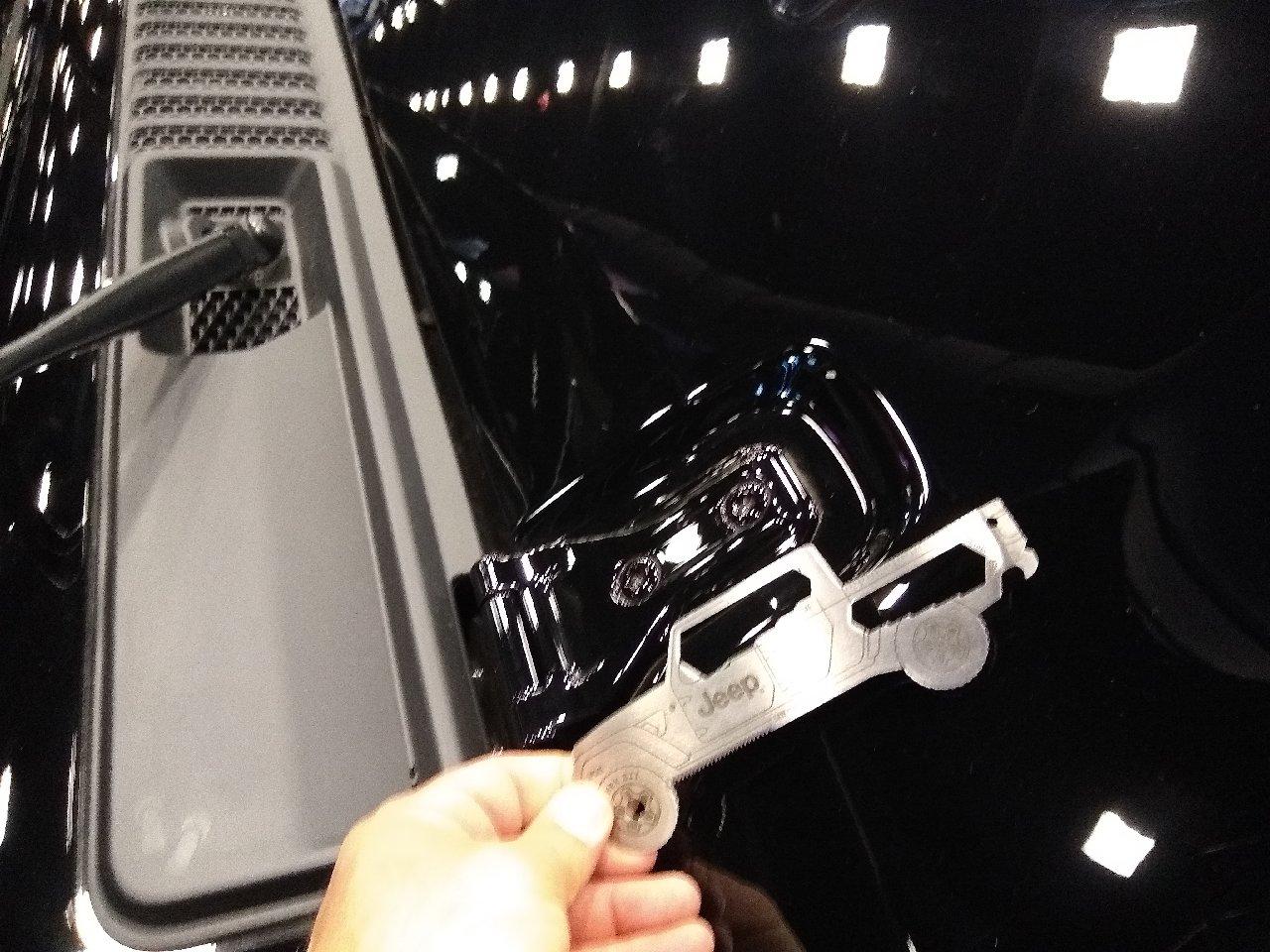 Jeep Gladiator Gladiator at Scottsdale expo show thoroughly examined & photographed IMG_20190324_115435656_LL