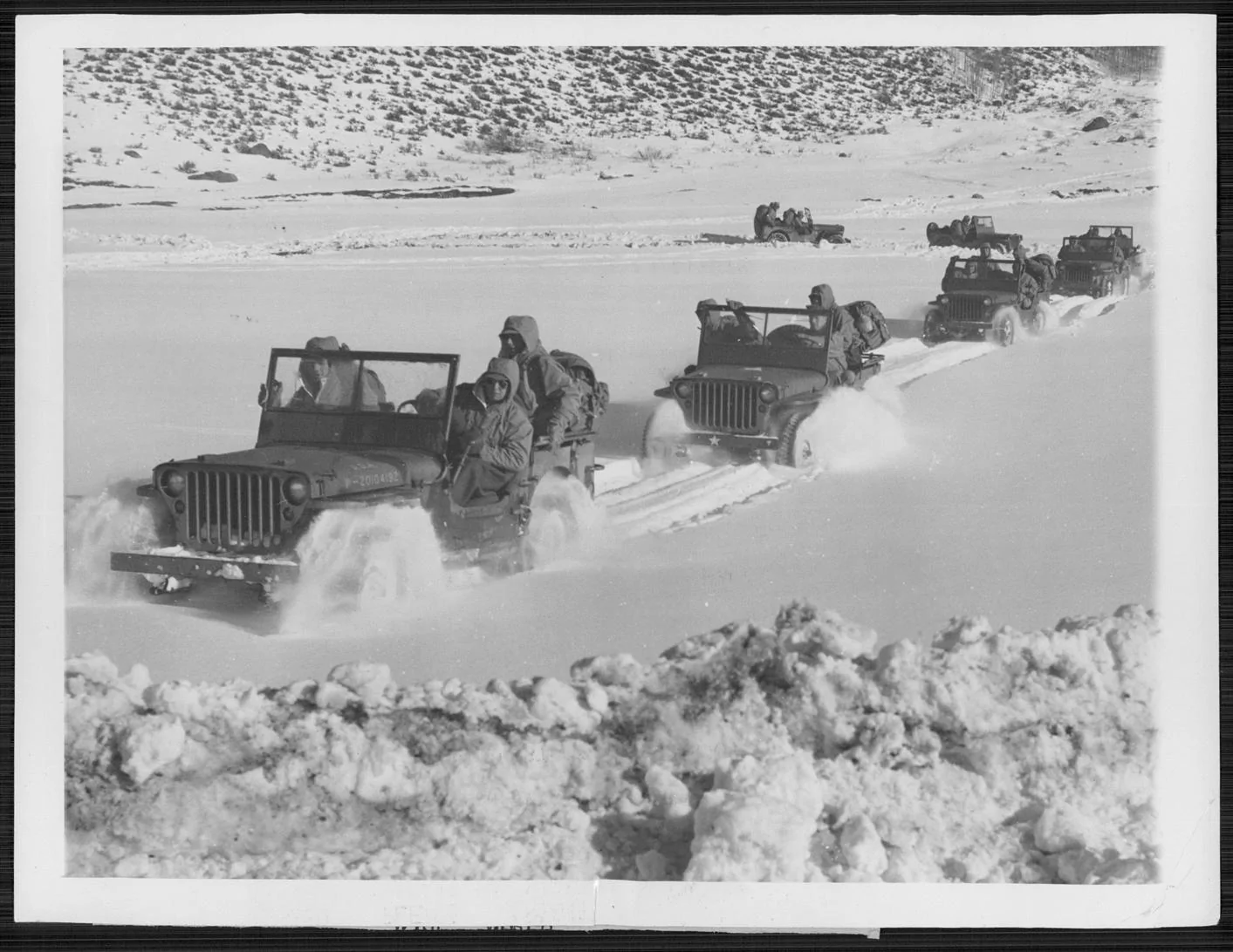 Jeep Gladiator Jeep Gladiator demo arrives at dealer in Hawaii 1942-12-23-camp-hale-snow-jeeps1