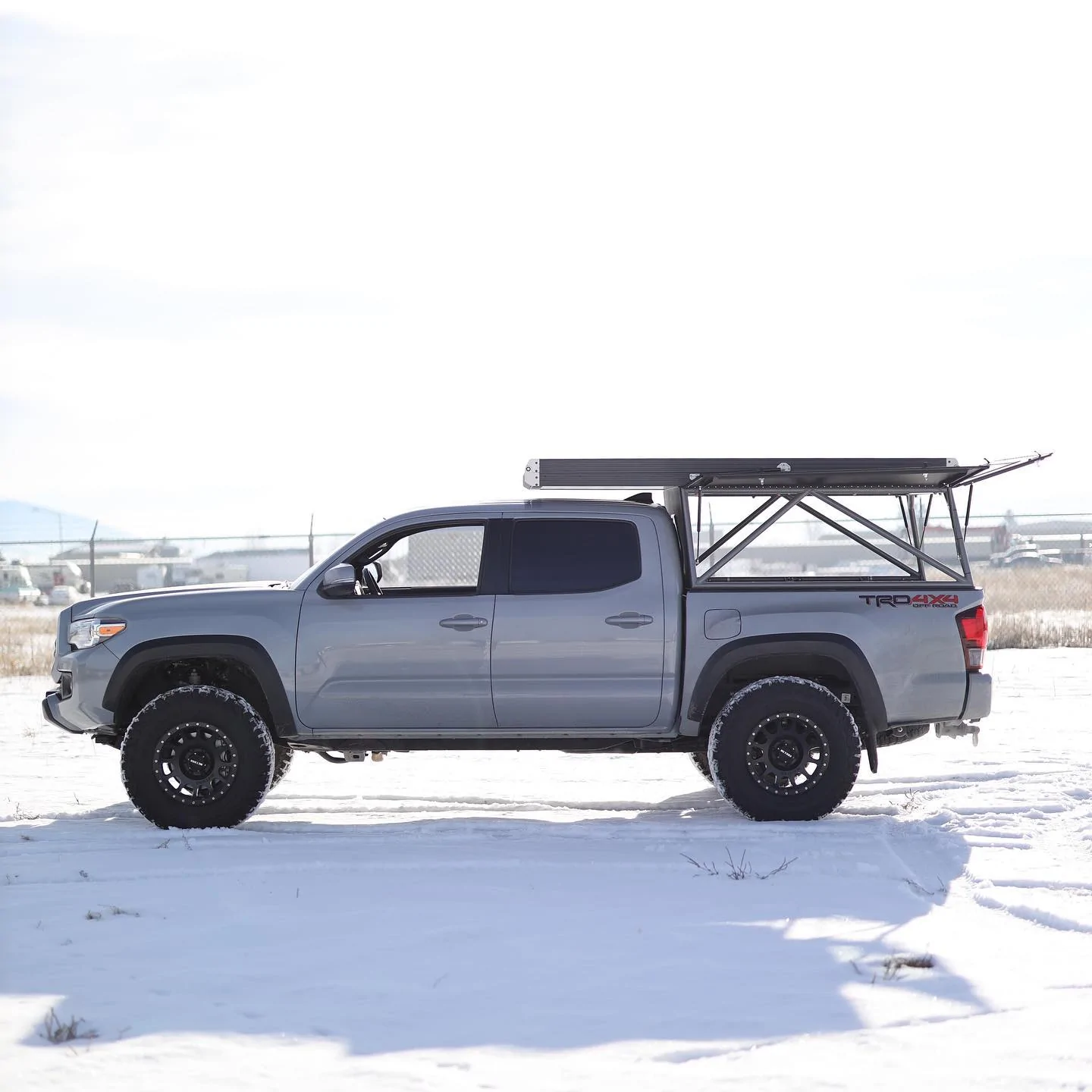 Jeep Gladiator Tops! Canopy / covers / toppers / racks possibilities for Gladiator - Show me! 53013897_2211145425814293_9110485680542187520_o.jpg?_nc_cat=110&_nc_ht=scontent.fewr1-3