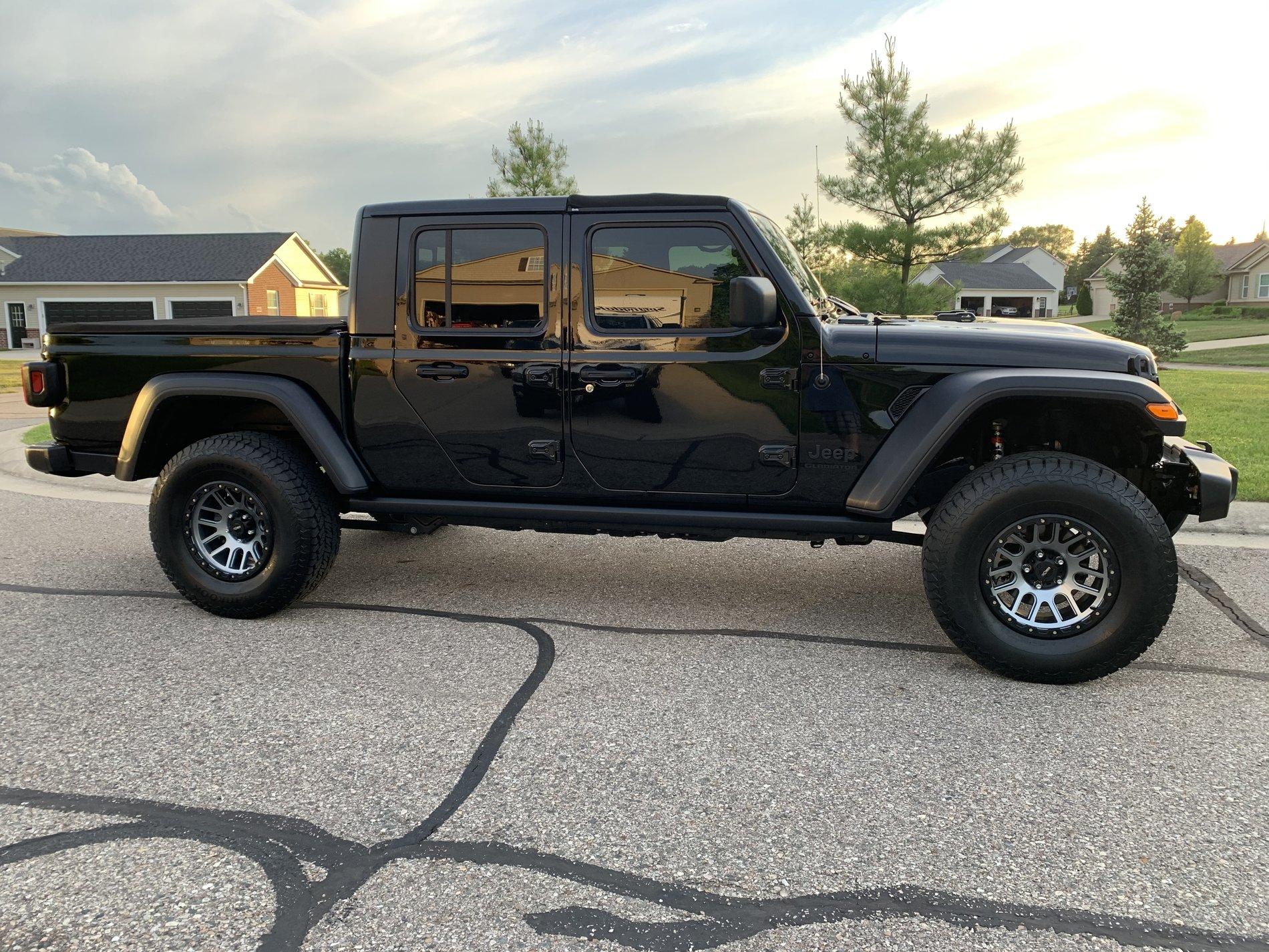 Jeep Gladiator Upgrading Overland (Rubicon Takeoffs or MOPAR 2”) 55990113-75B9-407F-ACD1-A9B97CF97B67