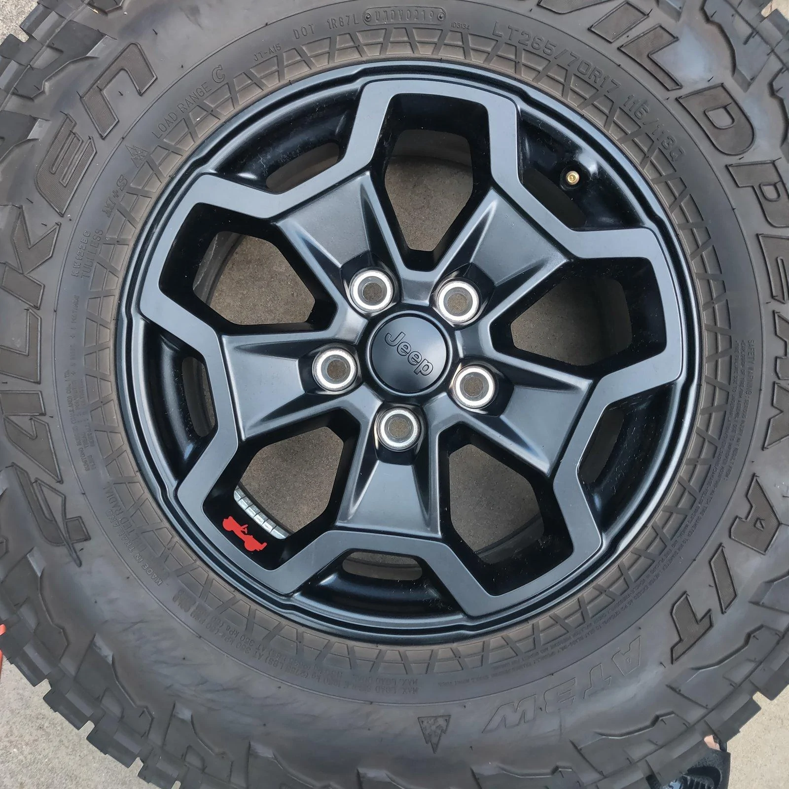 Jeep Gladiator JTRLE (launch edition) wheels and tires IMG_20200717_181825