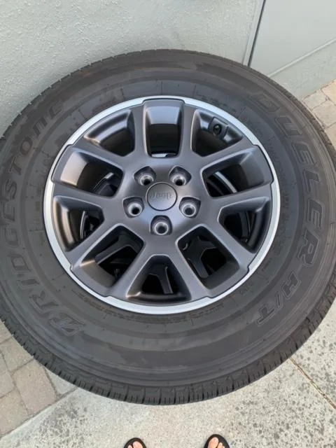 Jeep Gladiator Overland wheels + tires + spare NO TPMS IMG_1863