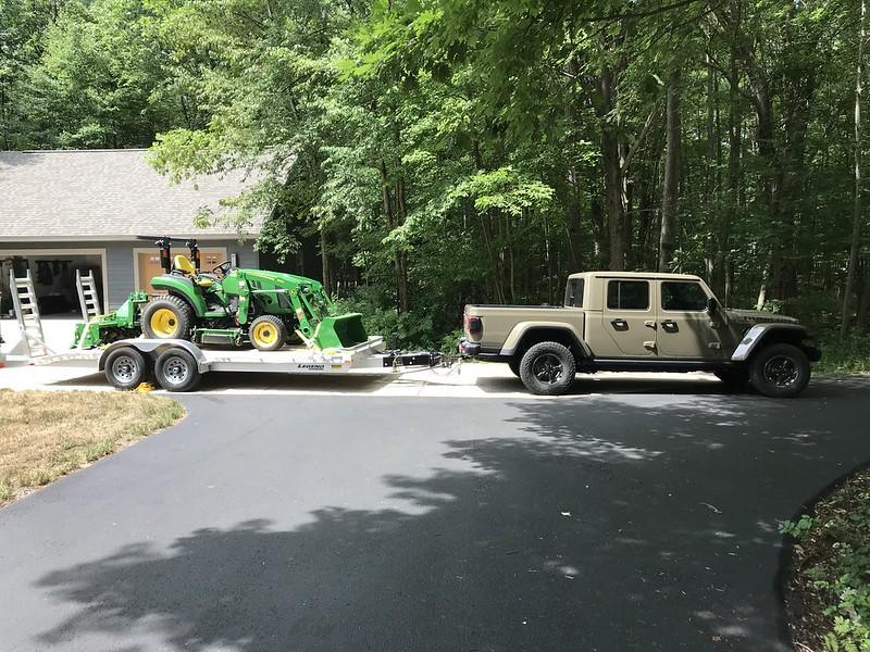 Jeep Gladiator So, what is everybody towing? 50127324576_0b1de9b291_c