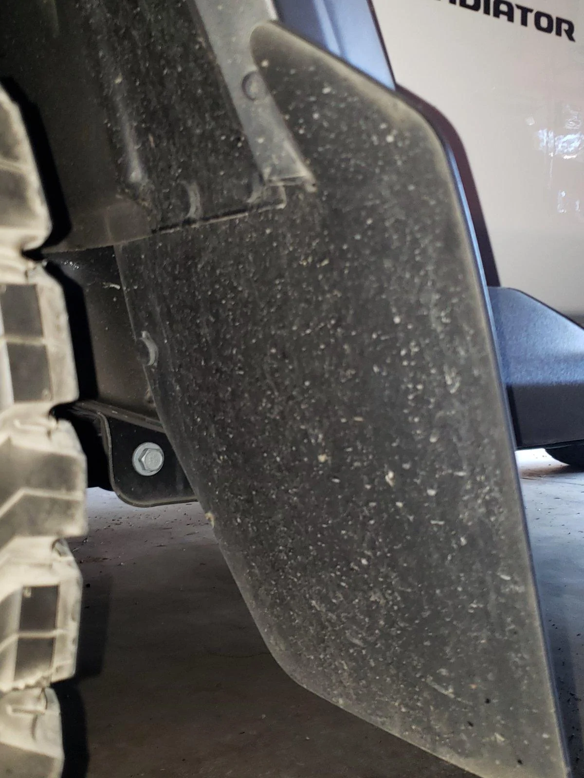 Jeep Gladiator Mud flaps that don't require require trimming flares or drilling? 20200718_184818