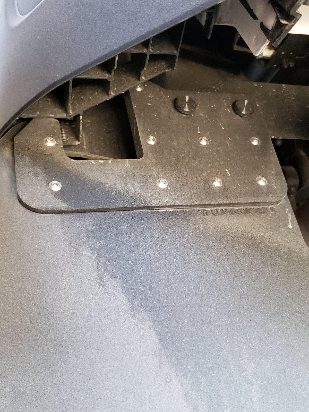 Jeep Gladiator Mud flaps that don't require require trimming flares or drilling? 20200718_184725