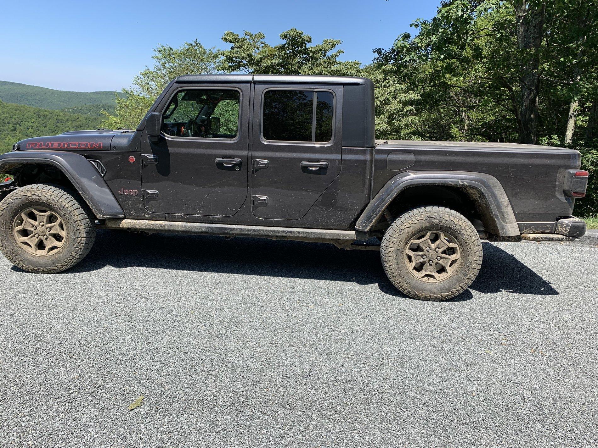 Jeep Gladiator GRANITE CRYSTAL JT Gladiator Club IMG_9287