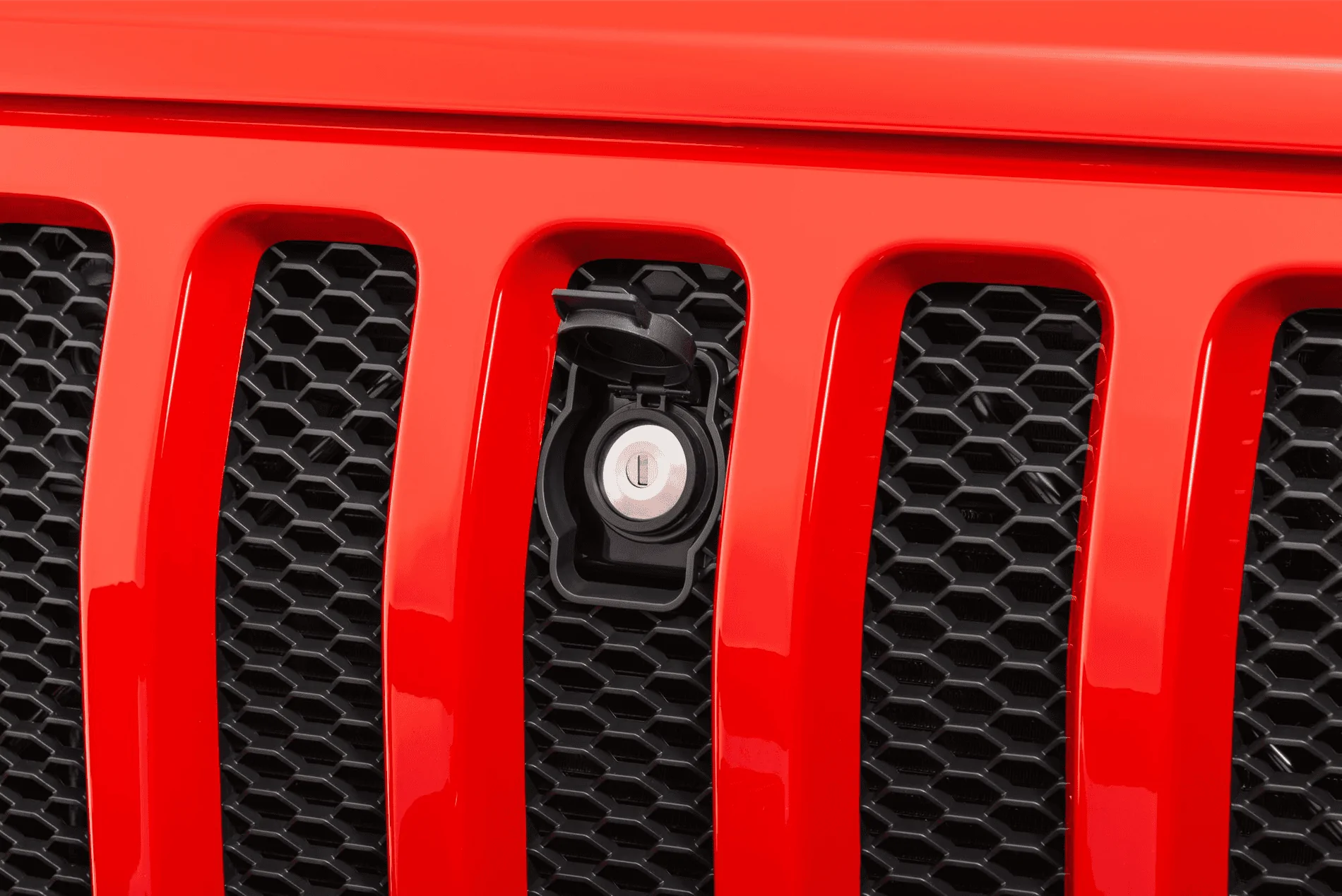 Jeep Gladiator 2020 Jeep Gladiator Overland hood lock needed! 1595195456552