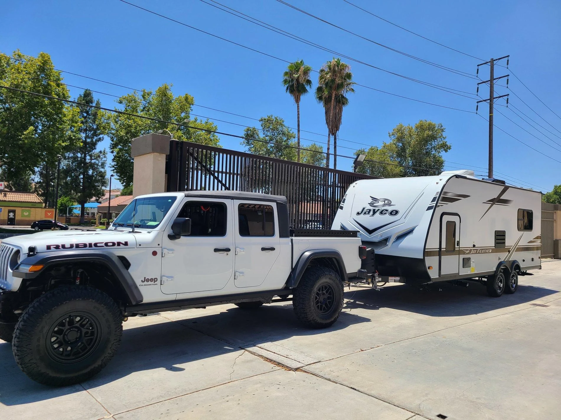 Jeep Gladiator 2.5"-3" Lift suggestions to retain as much towing capacity as possible 20200708_132002