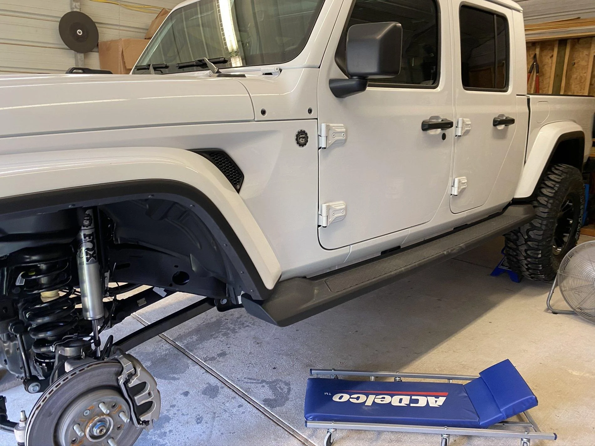 Jeep Gladiator Gladiators on Mopar 2" Lift Kit 932EF980-E4AC-4EB6-81B0-303ECBC3CA0A