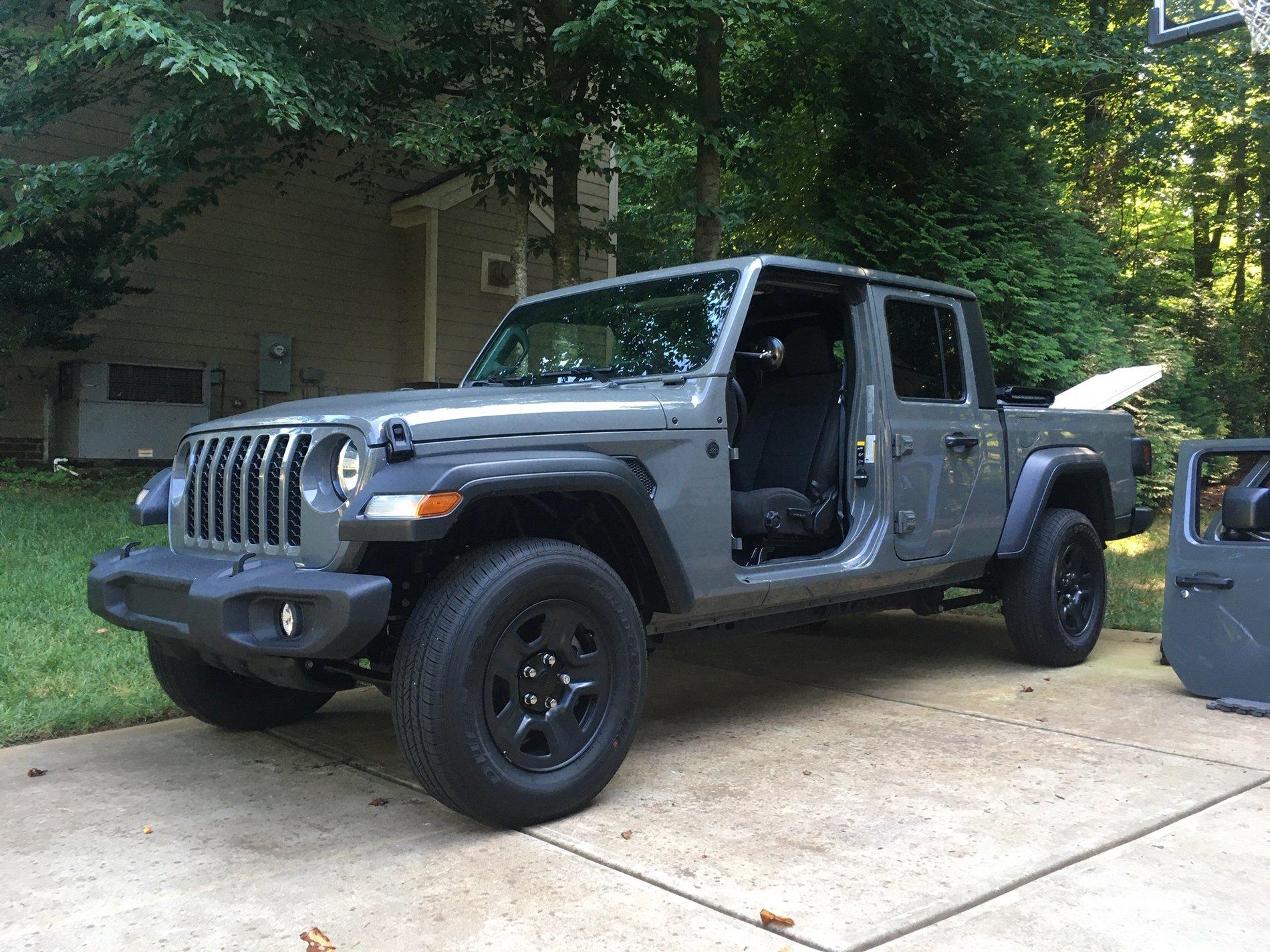 Jeep Gladiator Plain Jane, the family truckster steel skidplate2