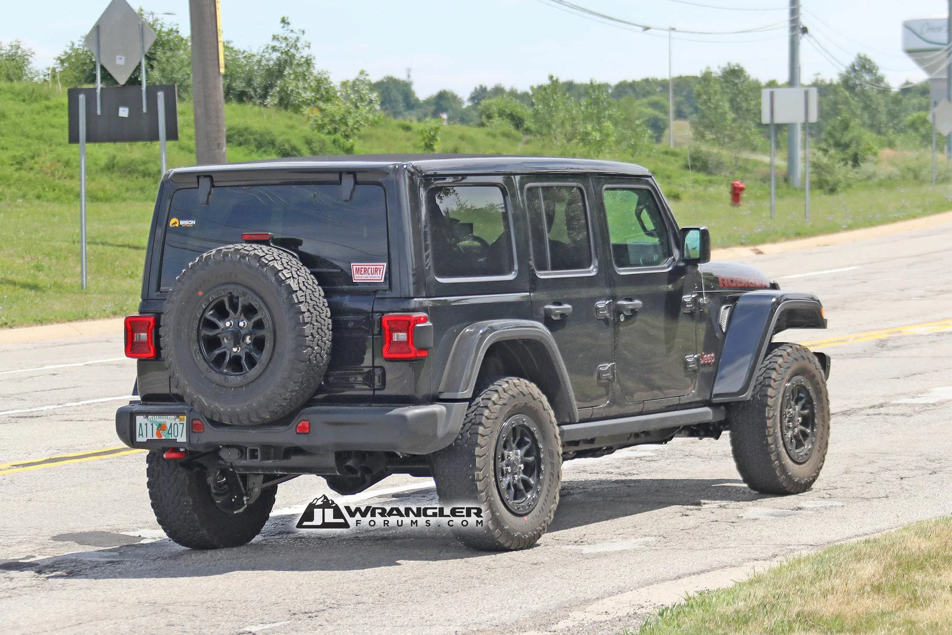 Jeep Gladiator Production V8 Jeep Wrangler Rubicon 392 Hemi Spied! 392-v8-hemi-wrangler-jl-jeep-3-jpg