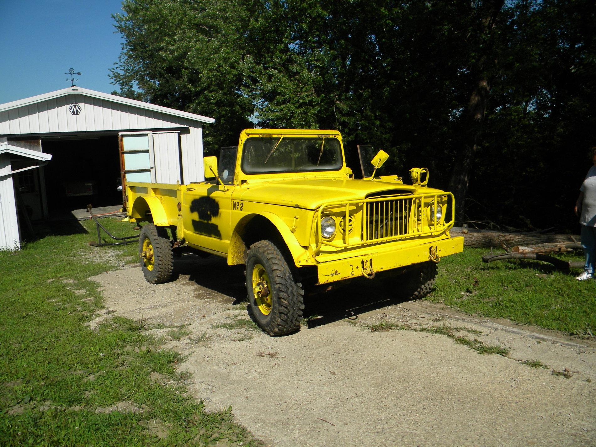 Jeep Gladiator Forgotten 1967 Jeep Gladiator - Dormant 30+ years (6K Original Miles!) DSCN1116.JPG