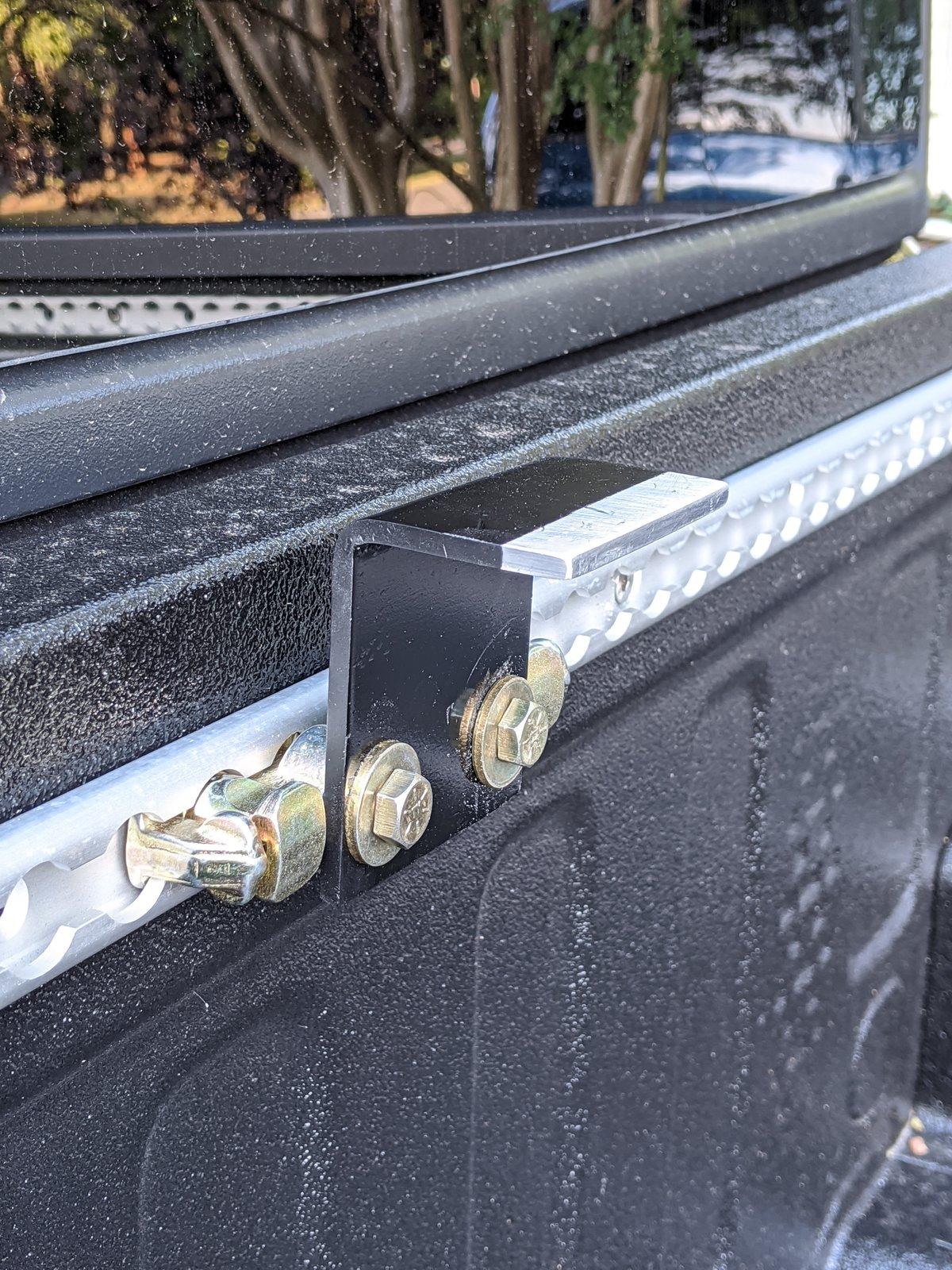 Jeep Gladiator Ham radio install antennamount