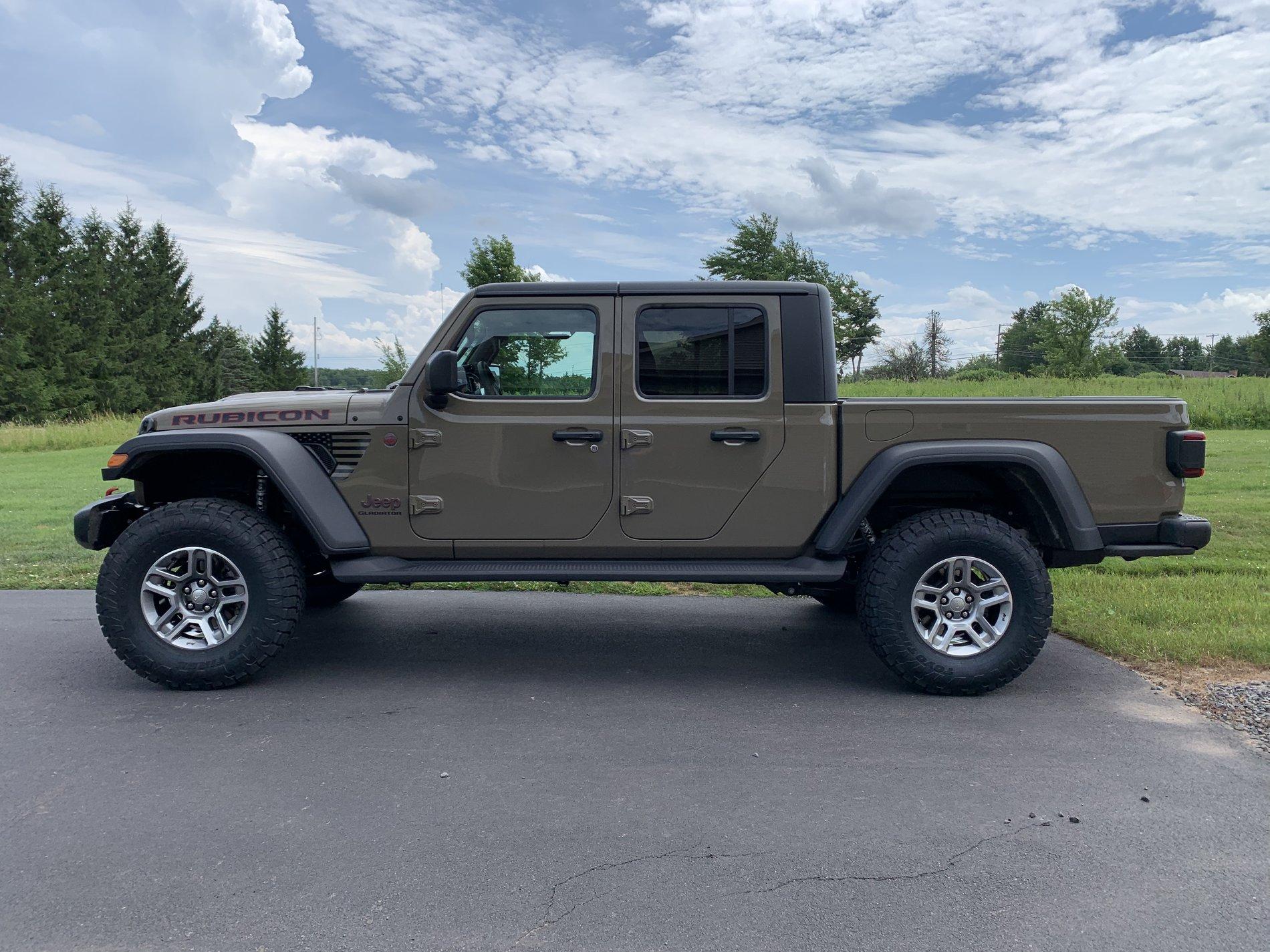 Jeep Gladiator GATOR Gladiator JT Club FD8DF377-79C2-4943-9E6C-551C627ED1E4