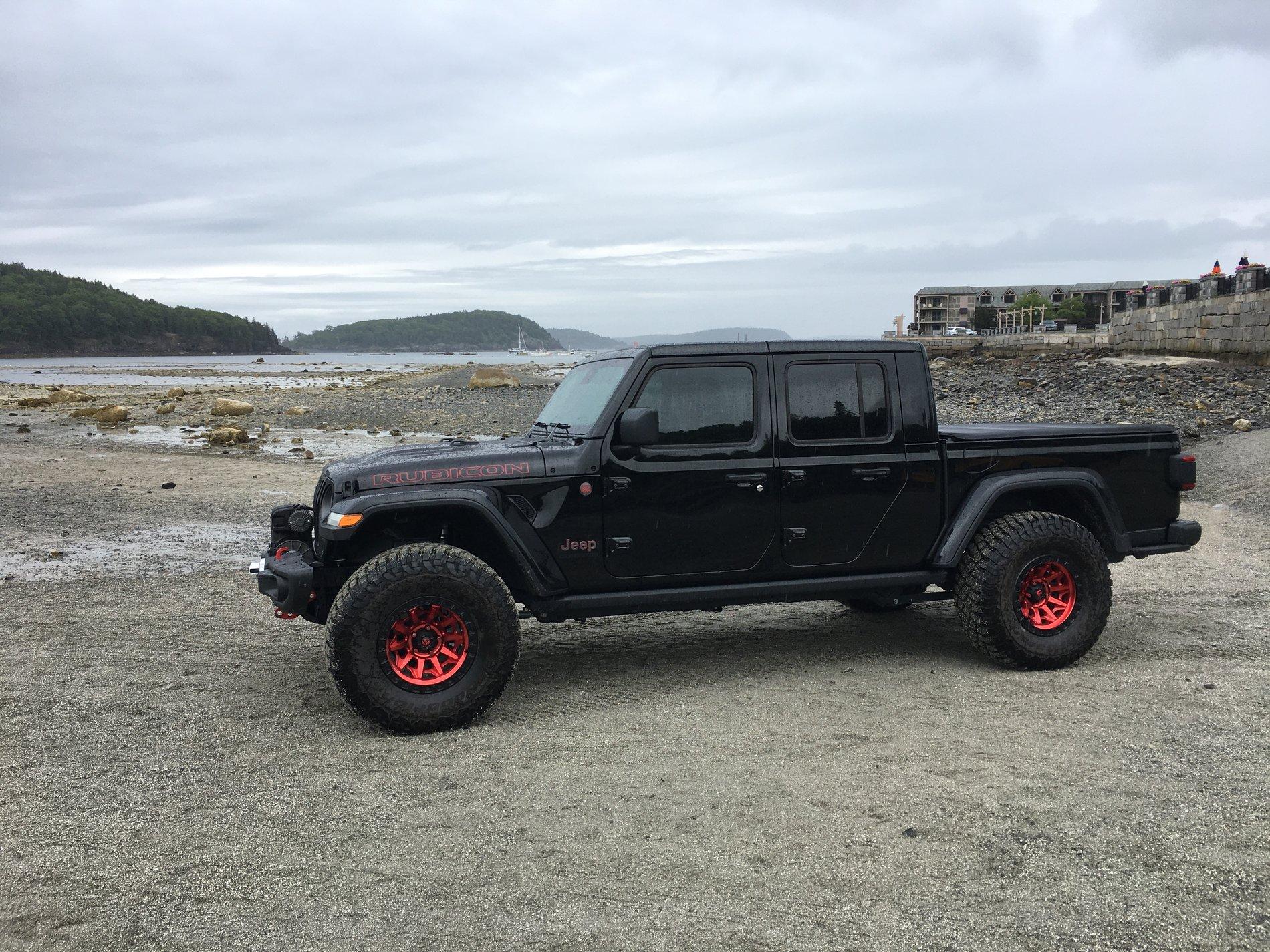 Jeep Gladiator BLACK Gladiator JT Club IMG_7090.JPG