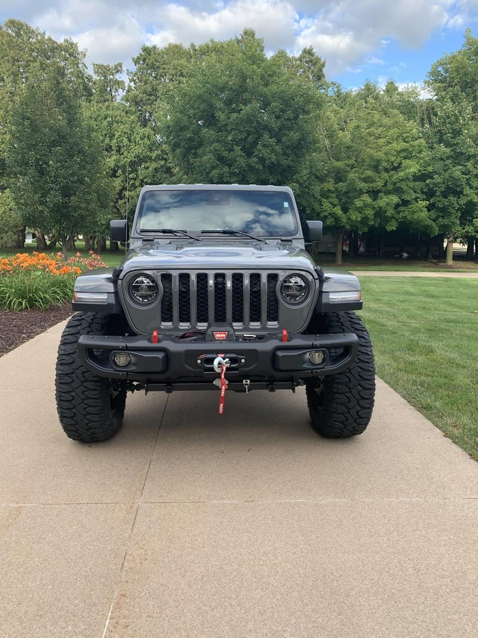 Jeep Gladiator Lets see all those Gladiators with lifts and bigger tires! 20779a3f-fcf1-4a0d-a106-a9e0640259cb-jpe