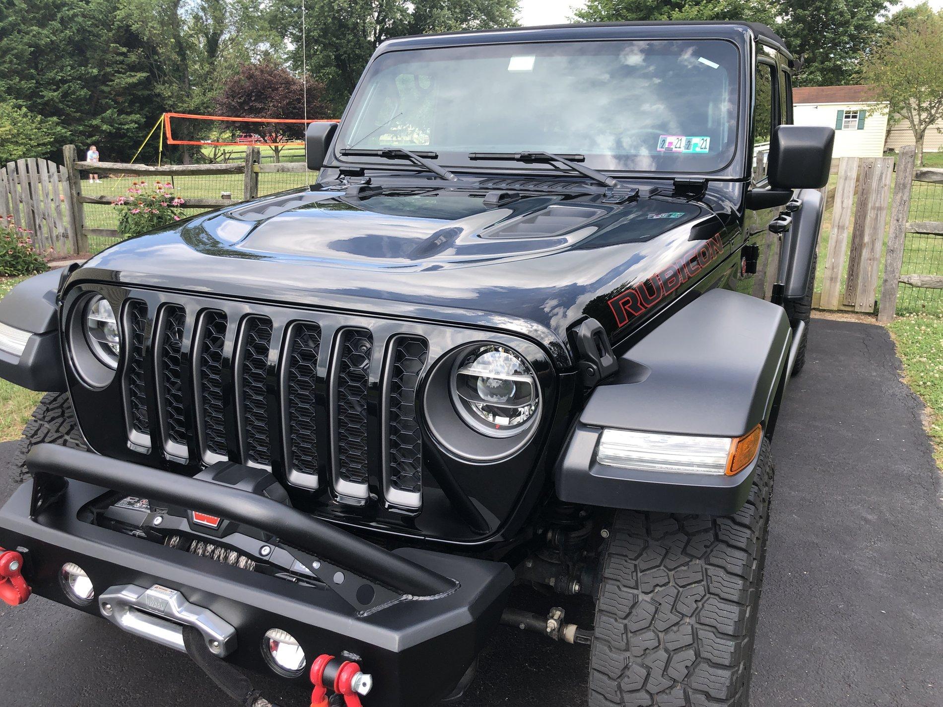 Jeep Gladiator Gladiator Rubicon Driven Off Road at AOAA 1B09DC81-763A-4272-864F-73A3EA1507D9