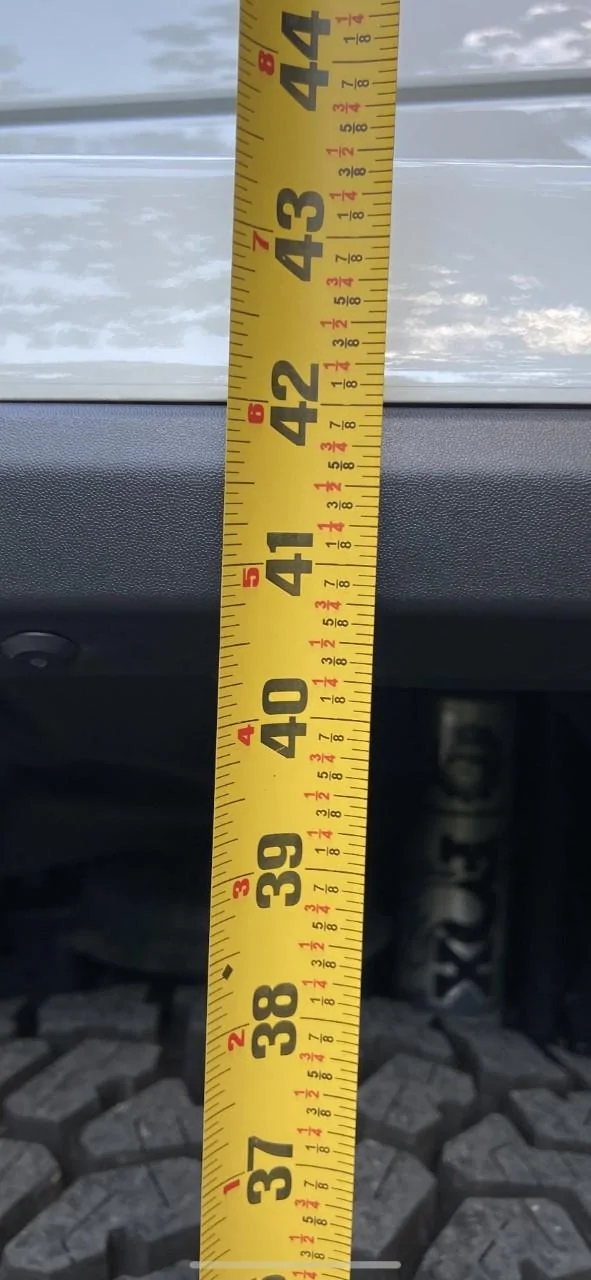 Jeep Gladiator Suspension advice to deal with squatting while towing a 4300 pound trailer? frontnormal