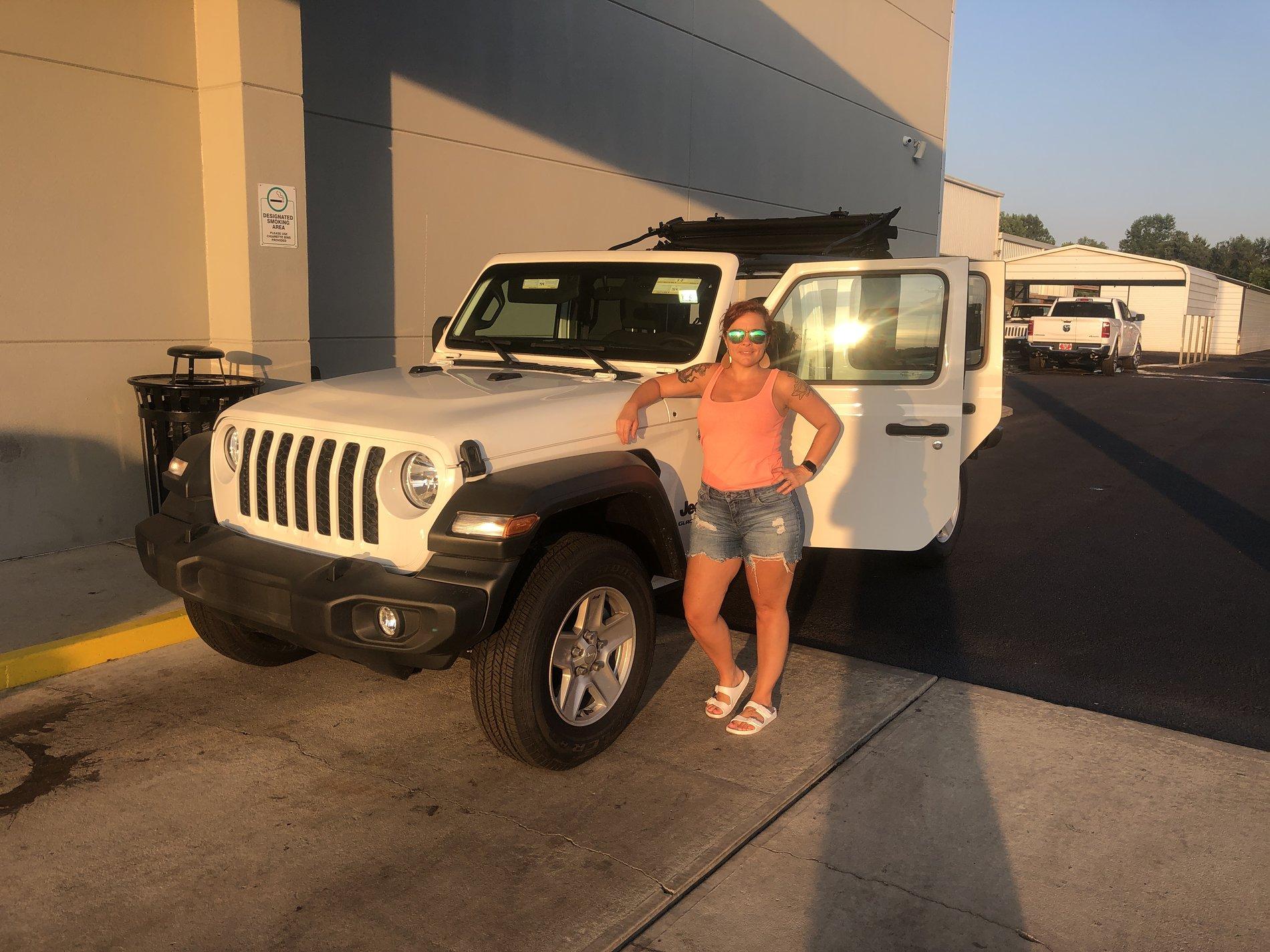 Jeep Gladiator Took Delivery of Your JT? Sign in Here! E2893822-0075-4E8E-925A-76775BB4A15D