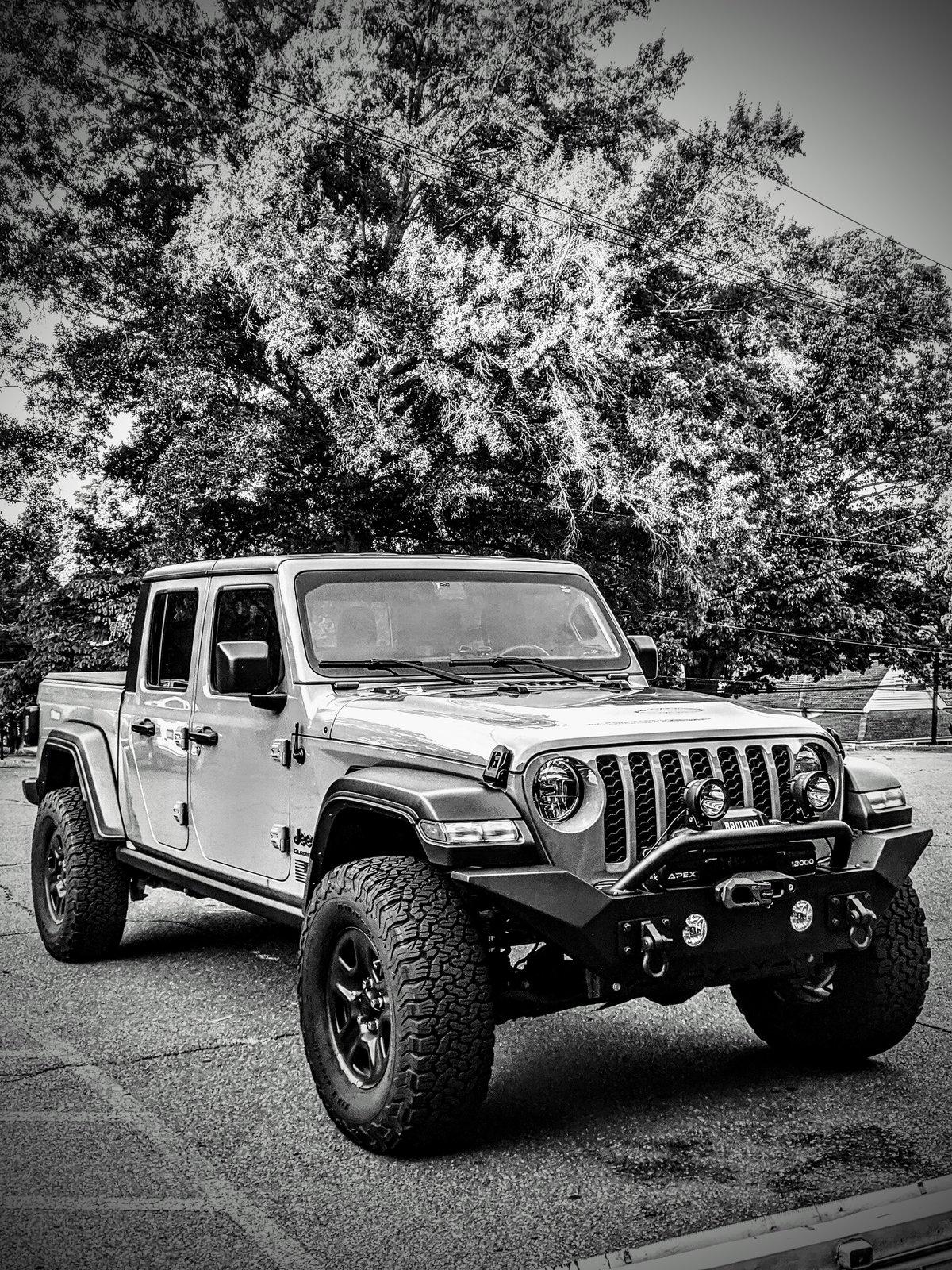 Jeep Gladiator How Does your Gladiator look in black and white photography? 00000IMG_00000_BURST20200704070037778_COVER