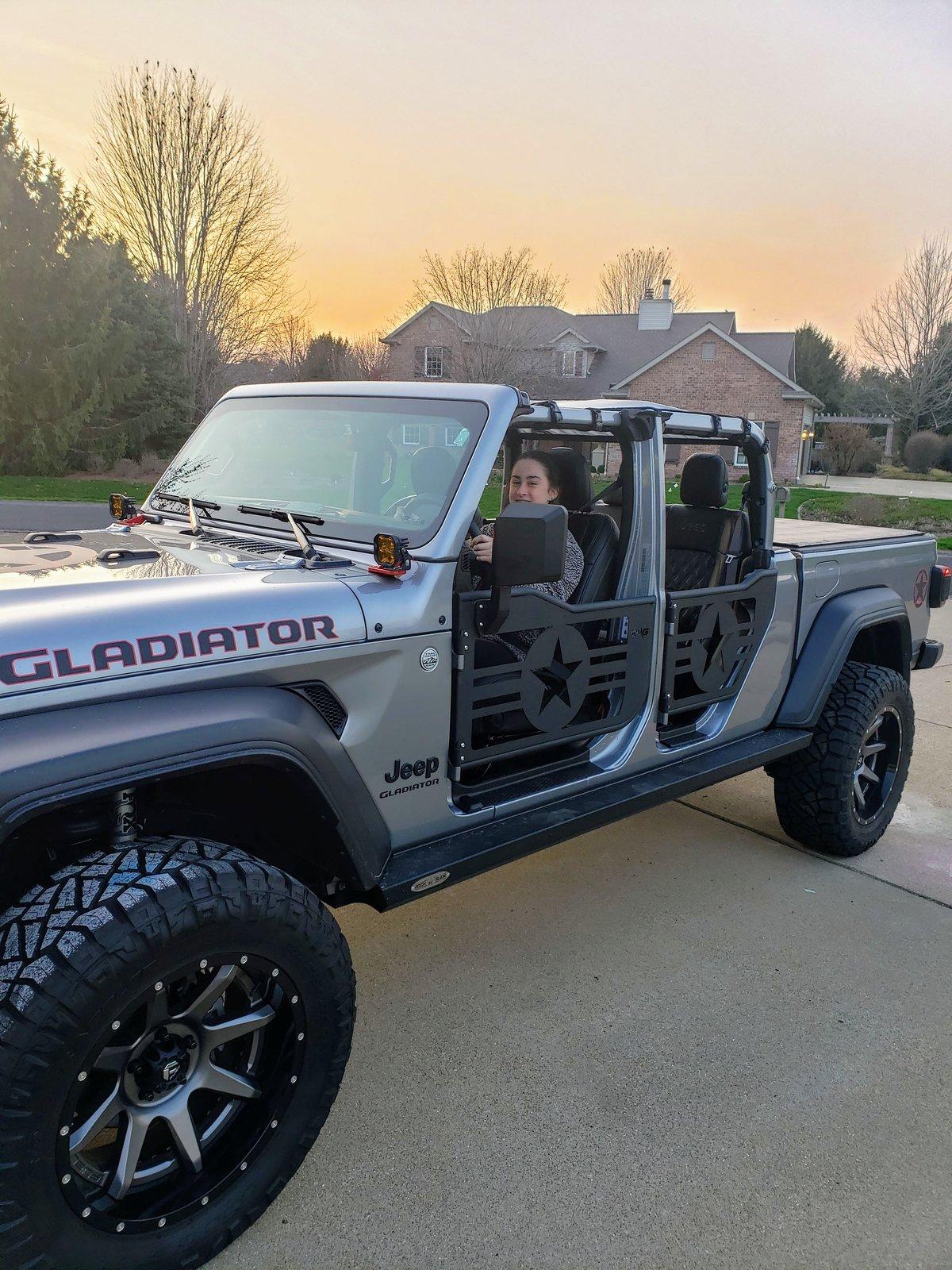 Jeep Gladiator Any Full-Size Converts? 20200401_190712