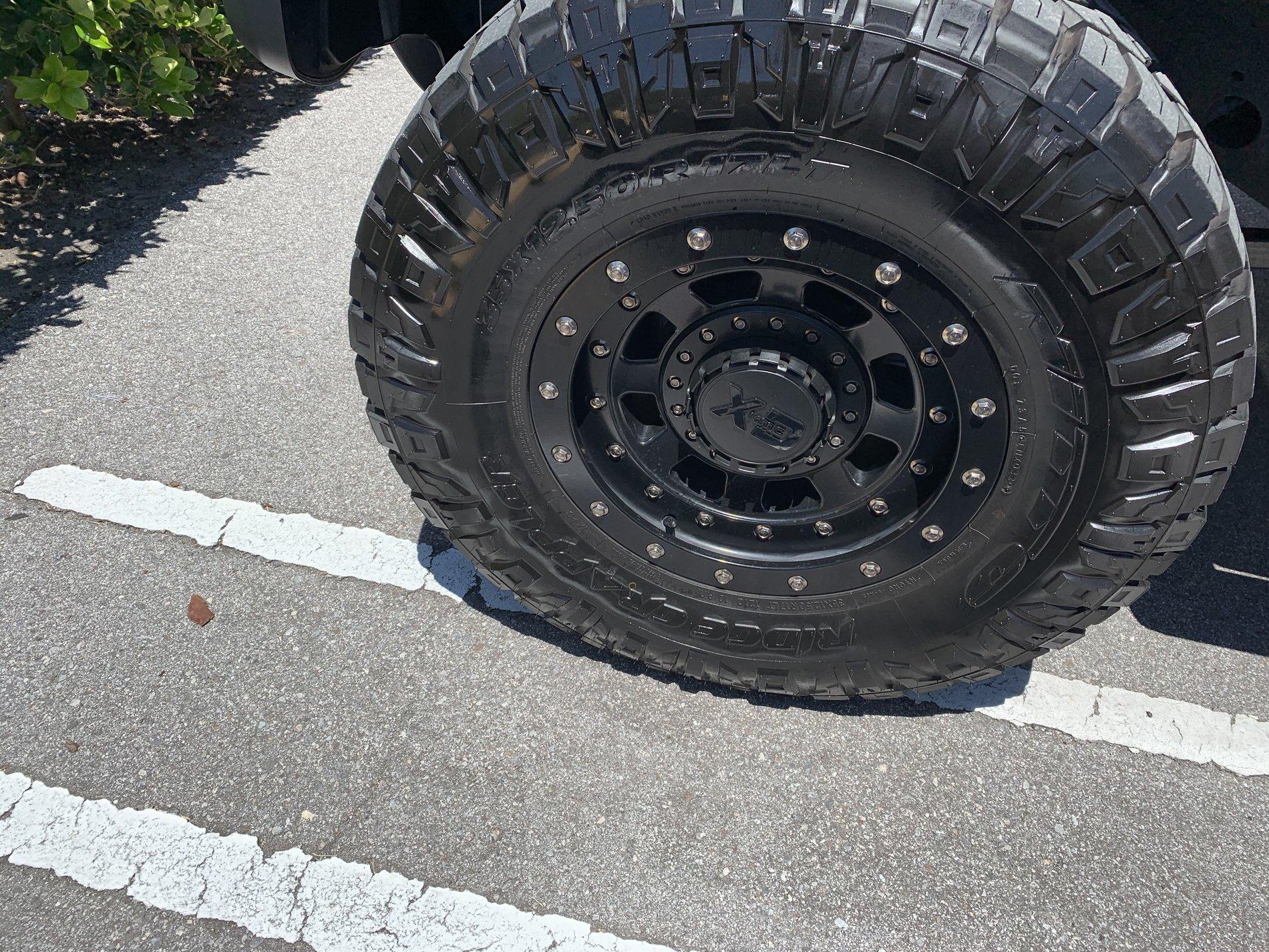 Jeep Gladiator Selling My 2 Month Old 17” KMC XD Rims / Tires DC56EC87-3295-4AD9-B01D-4F89D9144329