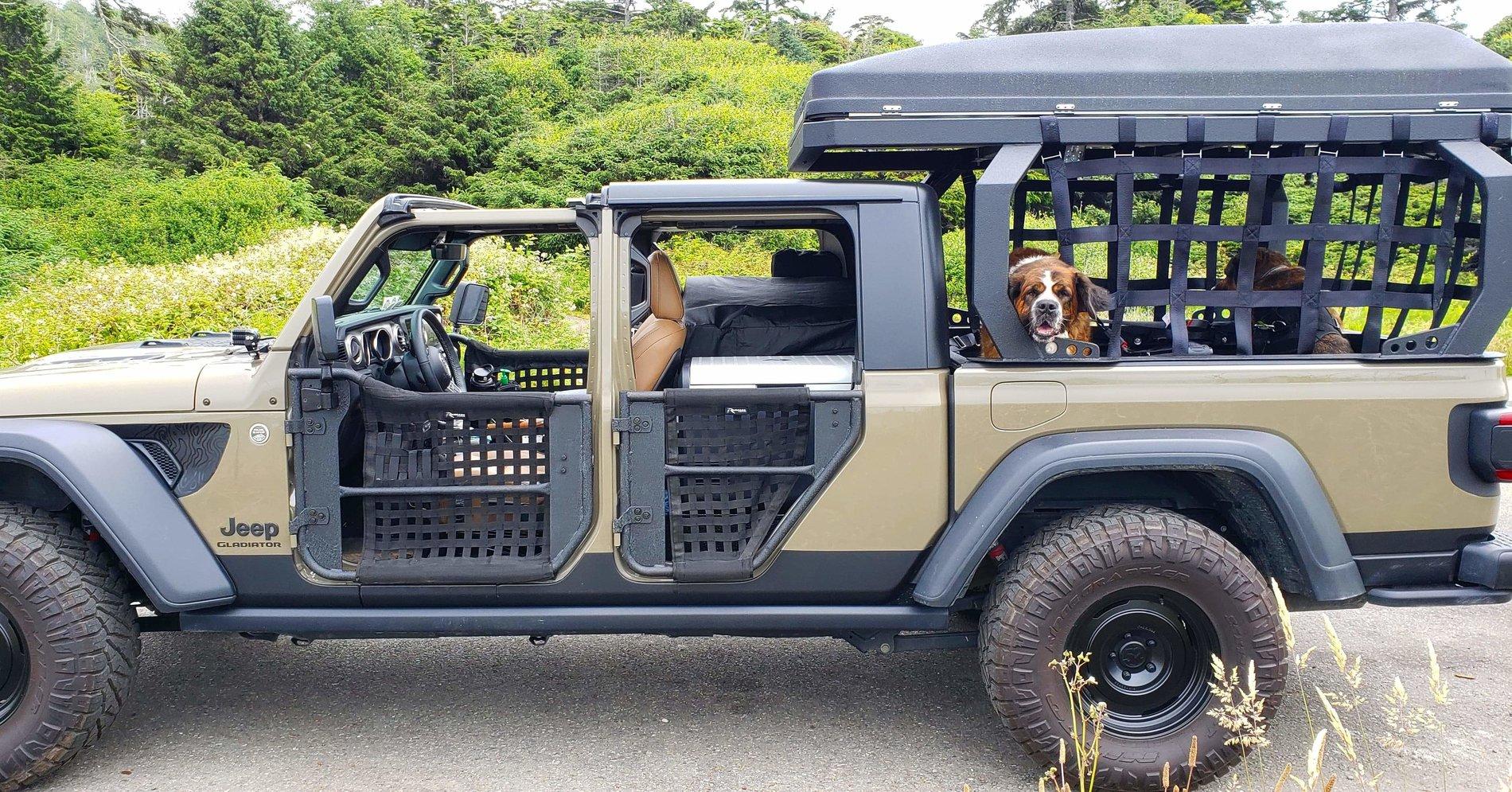 Jeep Gladiator XL RTT - Extend over cab or stick out the back? received_392836485006716