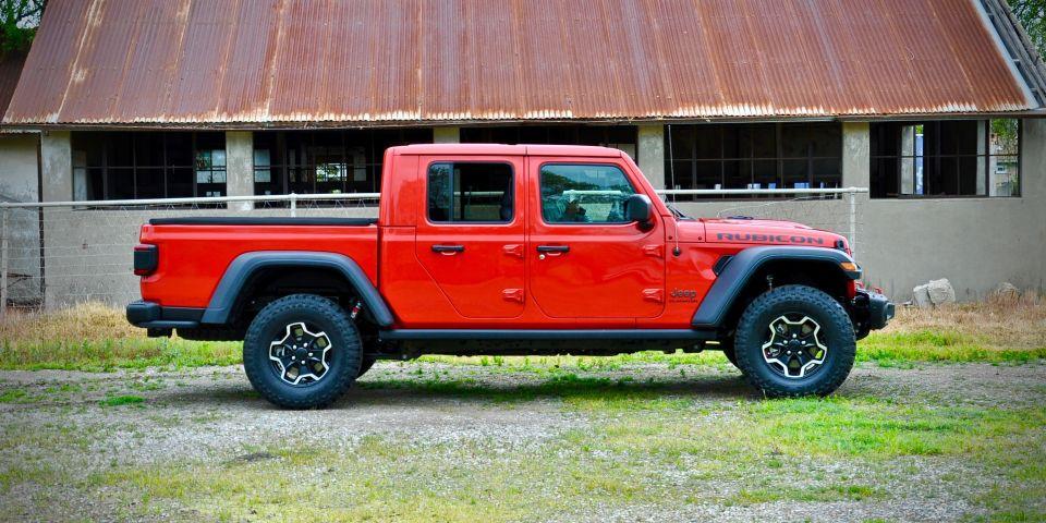 Jeep Gladiator Is all red way too much red? RED