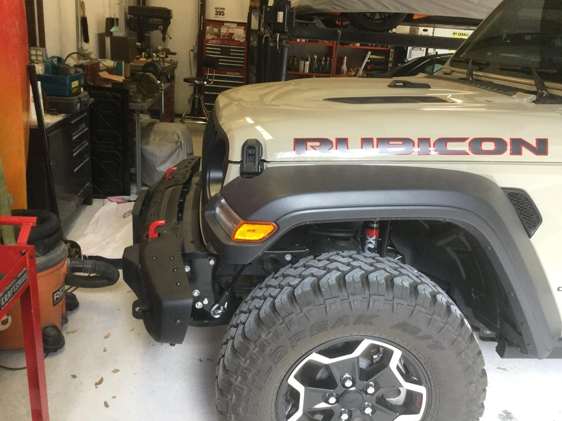 Jeep Gladiator Photo challenge.. Show me your Gladiator in your garage. IMG_1557