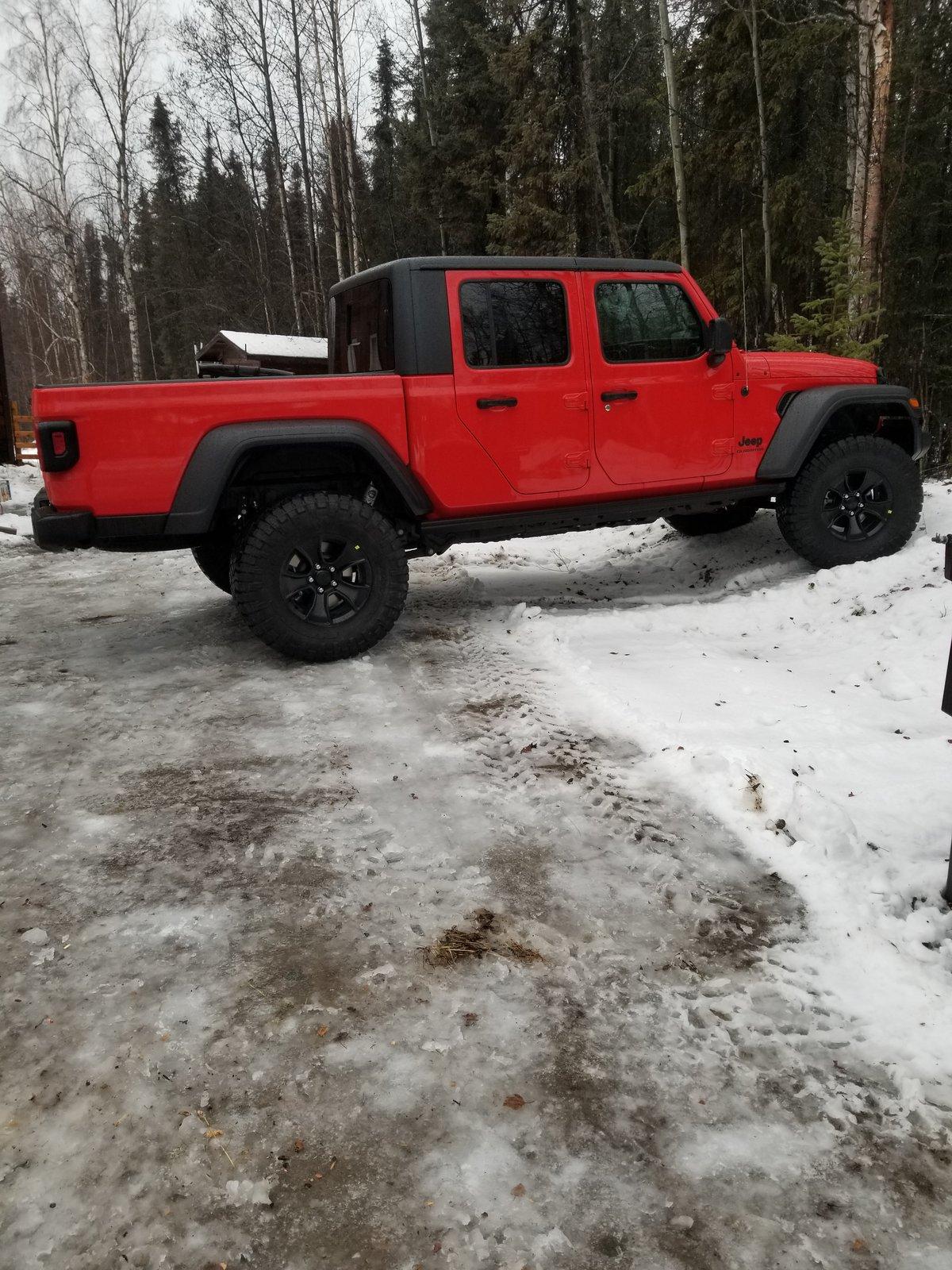 Jeep Gladiator Jalopnik: New Ford Bronco Crew-Cab Pickup Being Fast-Tracked To Take On The Jeep Gladiator: Report 20191128_124119