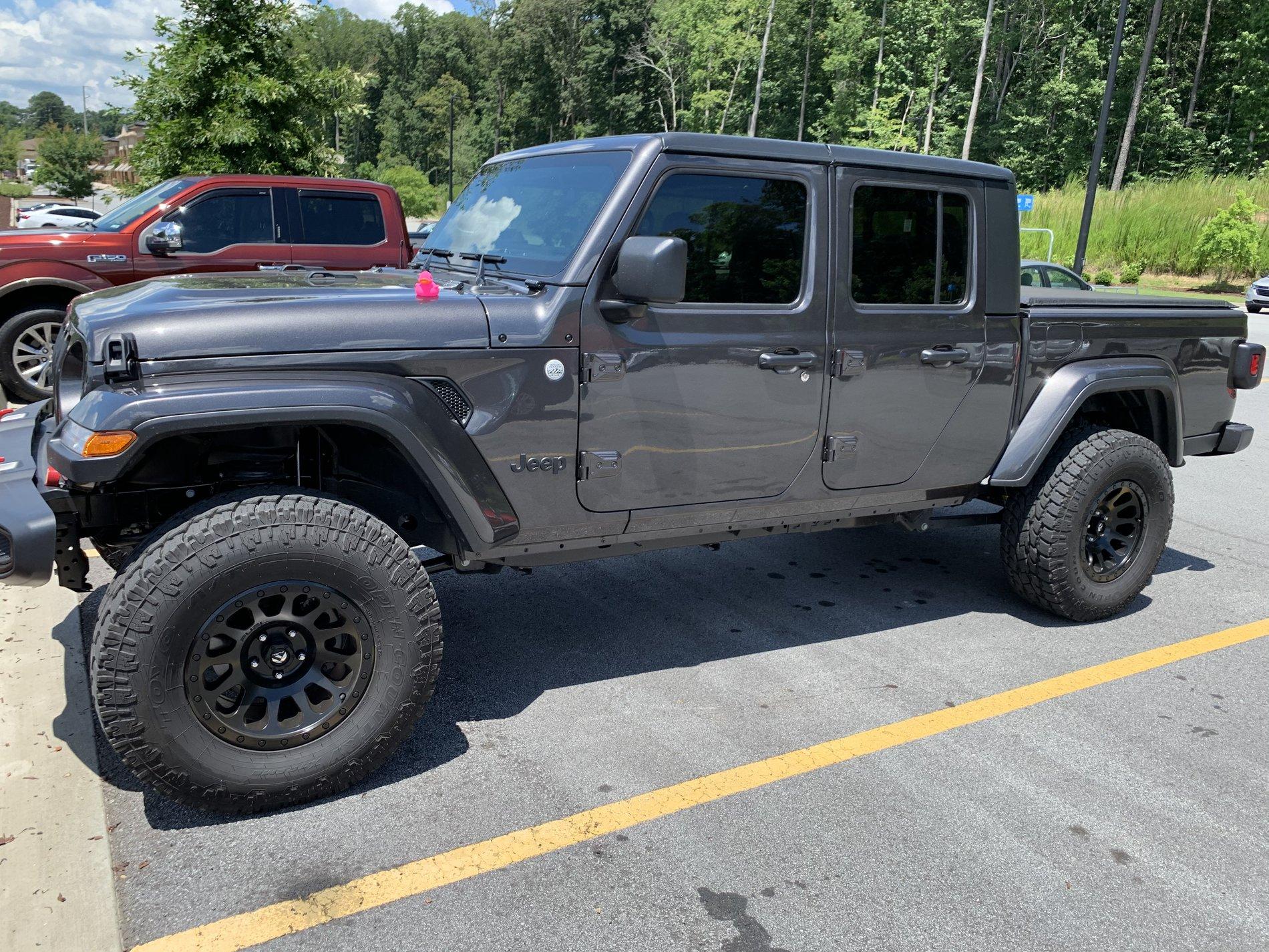Jeep Gladiator DuckingJeeps DDB0B31D-2C66-4F33-9FEC-D367DED211B7