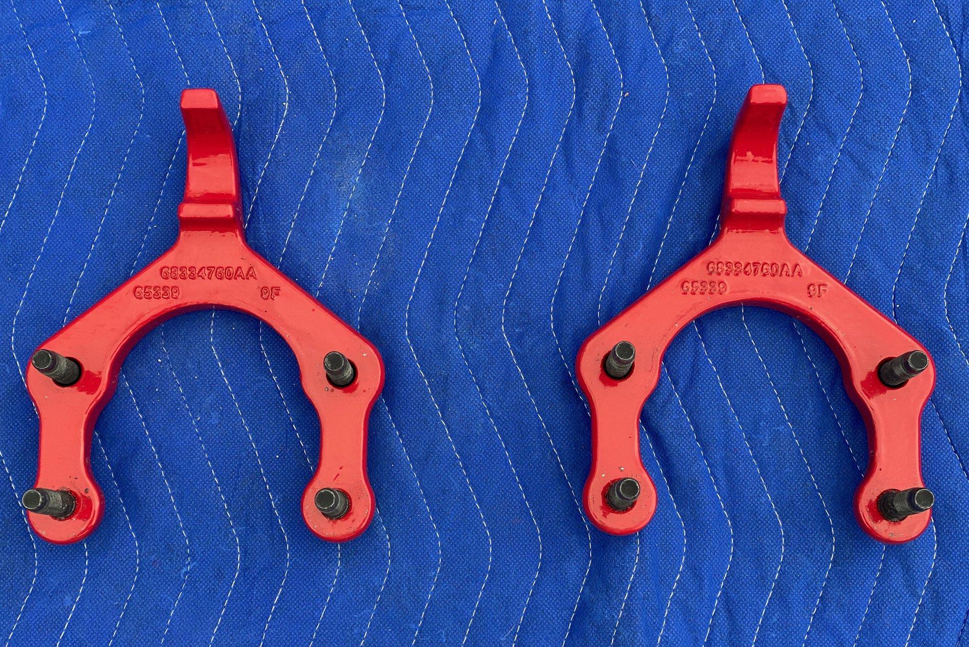 Jeep Gladiator Rubicon  - Red Front Bumper Tow Hooks 9A01911E-4C04-46E3-9B9C-1D1E34BA6B04