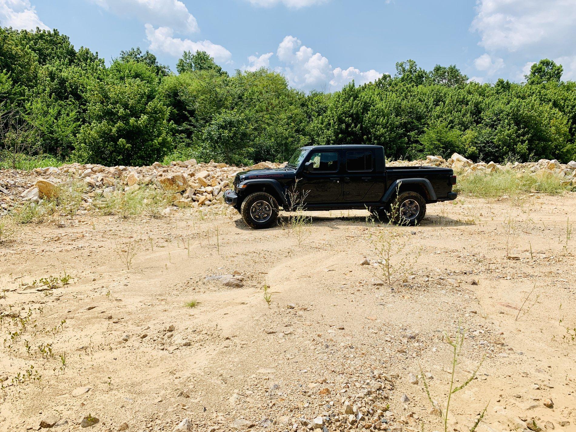 Jeep Gladiator Hey guys, new to the forum, and LOVING the Gladiator! A66DAA6F-26D4-4B13-B325-A8E1BDBAE124