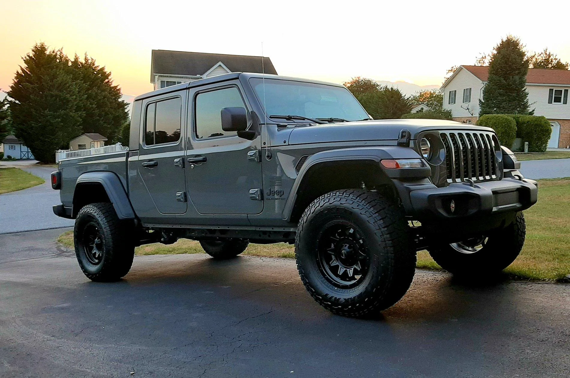 Jeep Gladiator Gladiators on Mopar 2" Lift Kit 20200727_203225