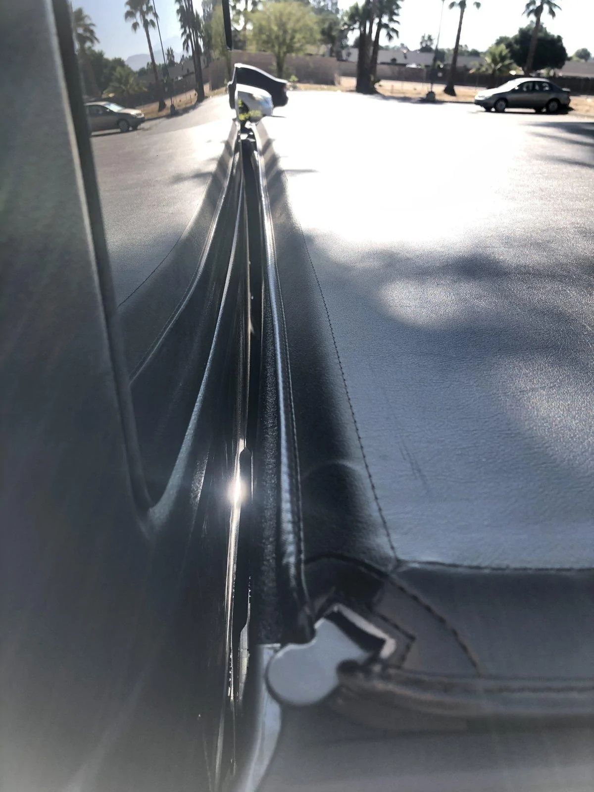Jeep Gladiator OEDRO Soft Tri-Fold Tonneau Cover 0ED8D947-379D-48AB-BBB7-D416B9DDAB4B