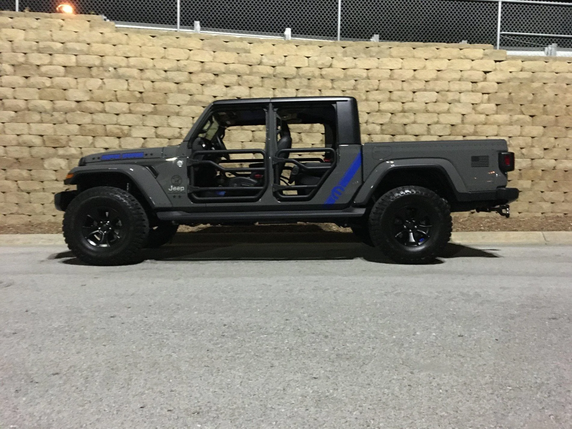 Jeep Gladiator Tube Doors IMG_2937[1]