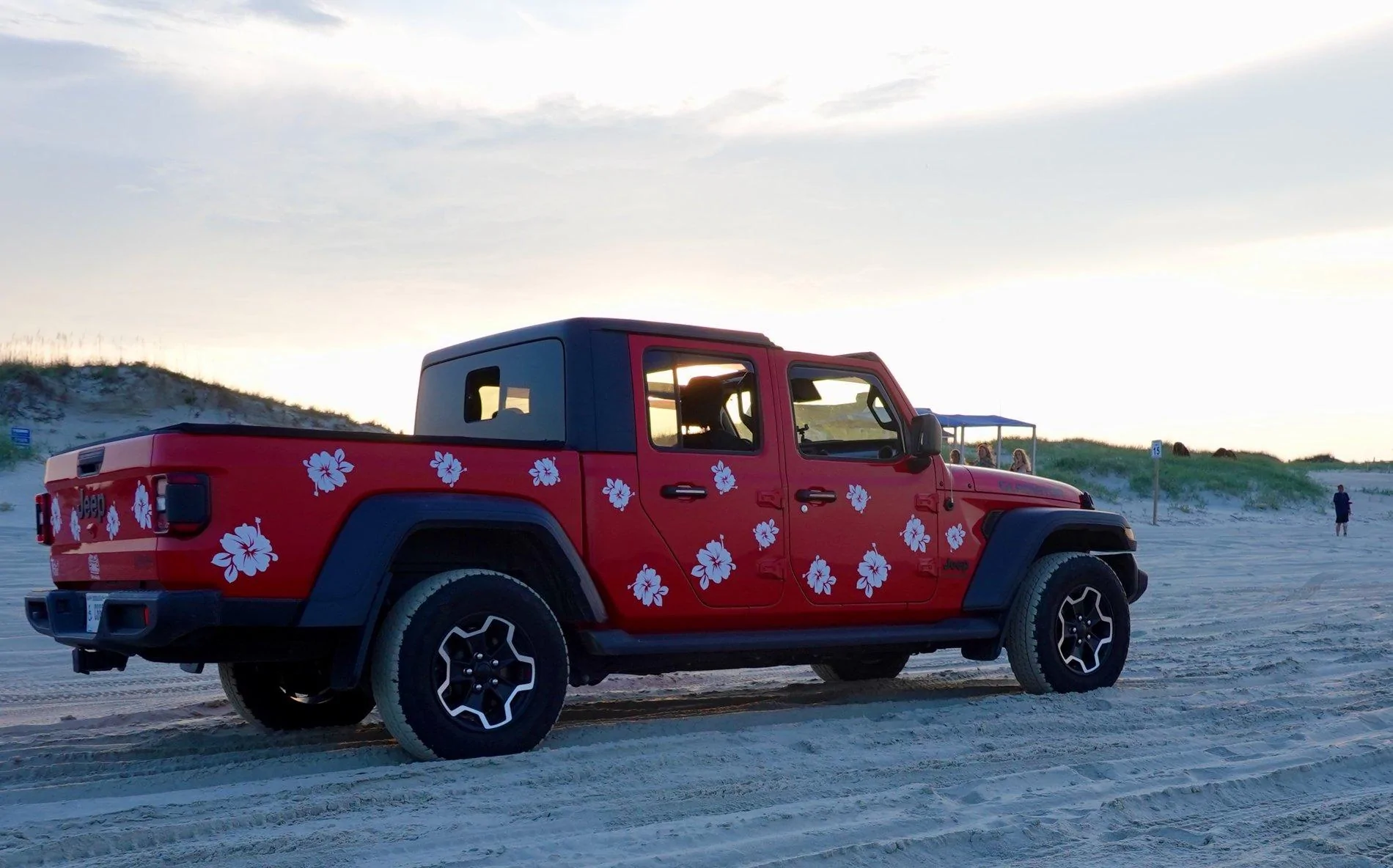 Jeep Gladiator Stickers and decal pics! WKM04741