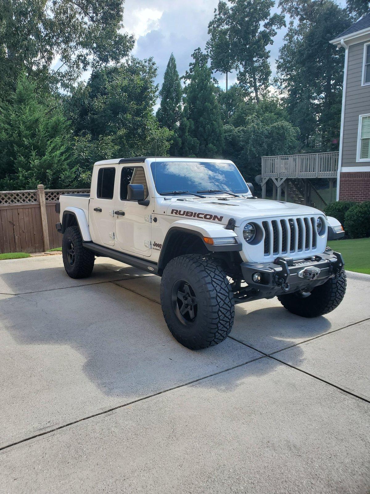 Jeep Gladiator 12.5 vs 13.5 Nitto Ridge Grappler 20200729_164752