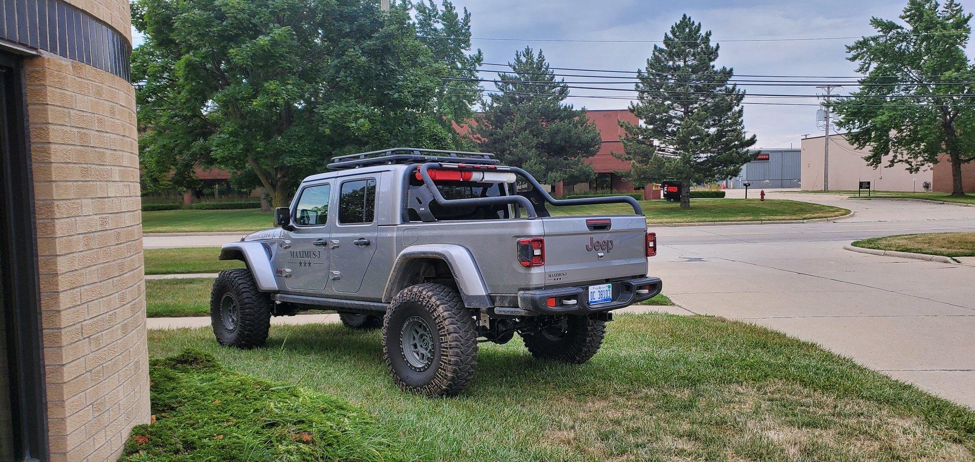 Jeep Gladiator Maximus-3 trifecta of rack solutions for the Jeep Gladiator 20200718_193406