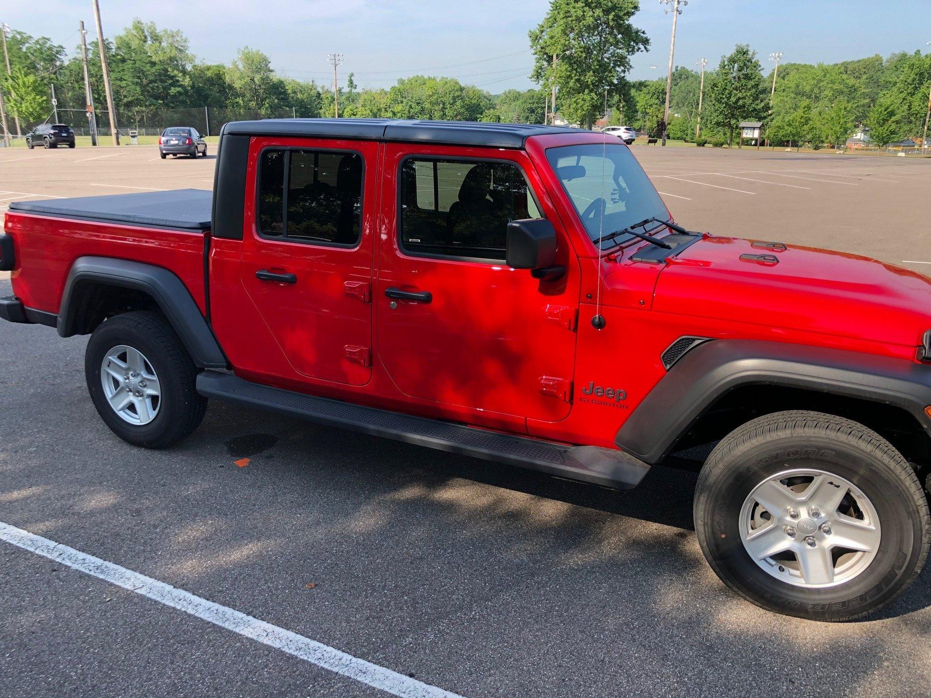 Jeep Gladiator Skunk Ape Build side old