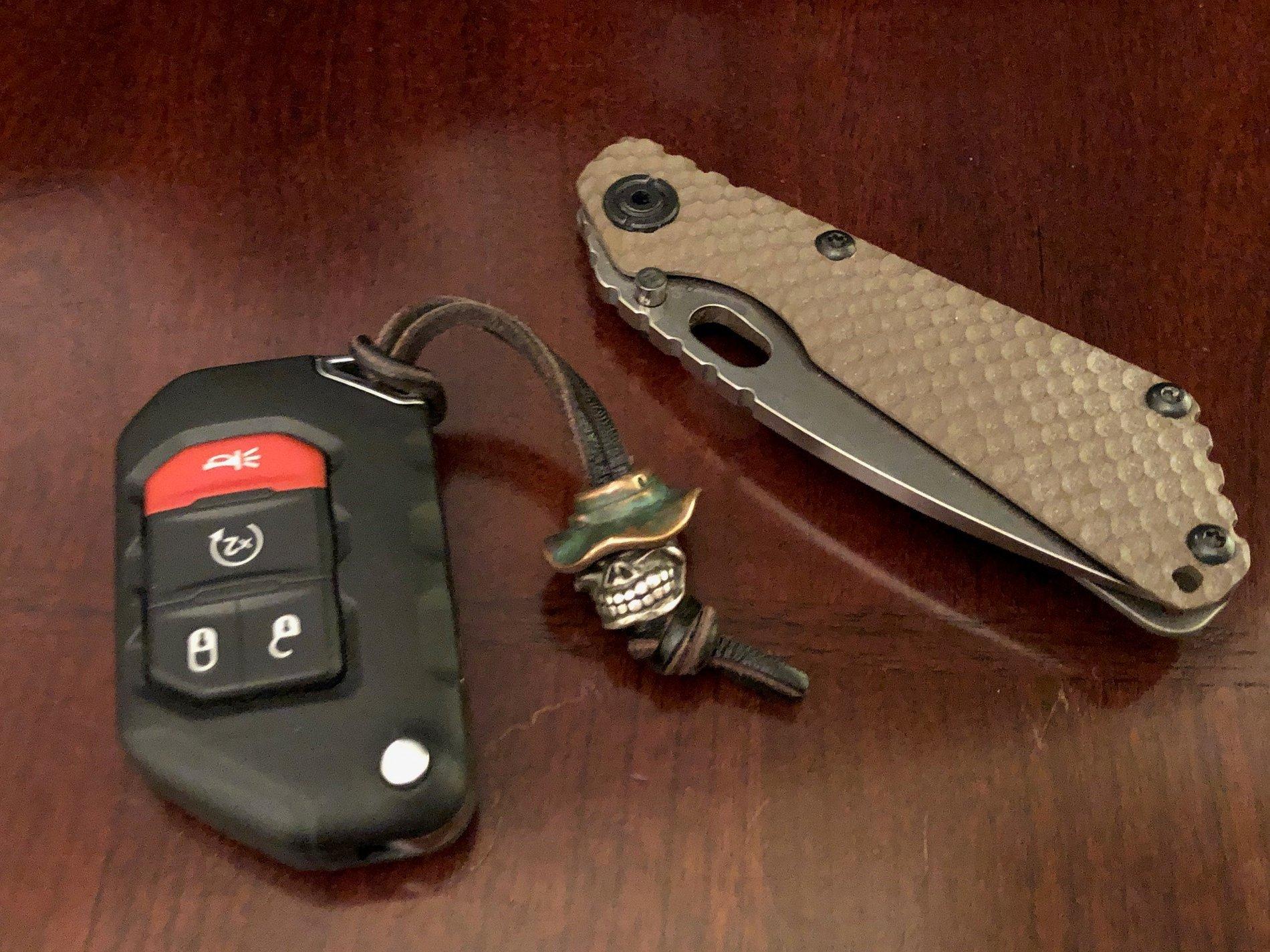Jeep Gladiator Skunk Ape Build keychain