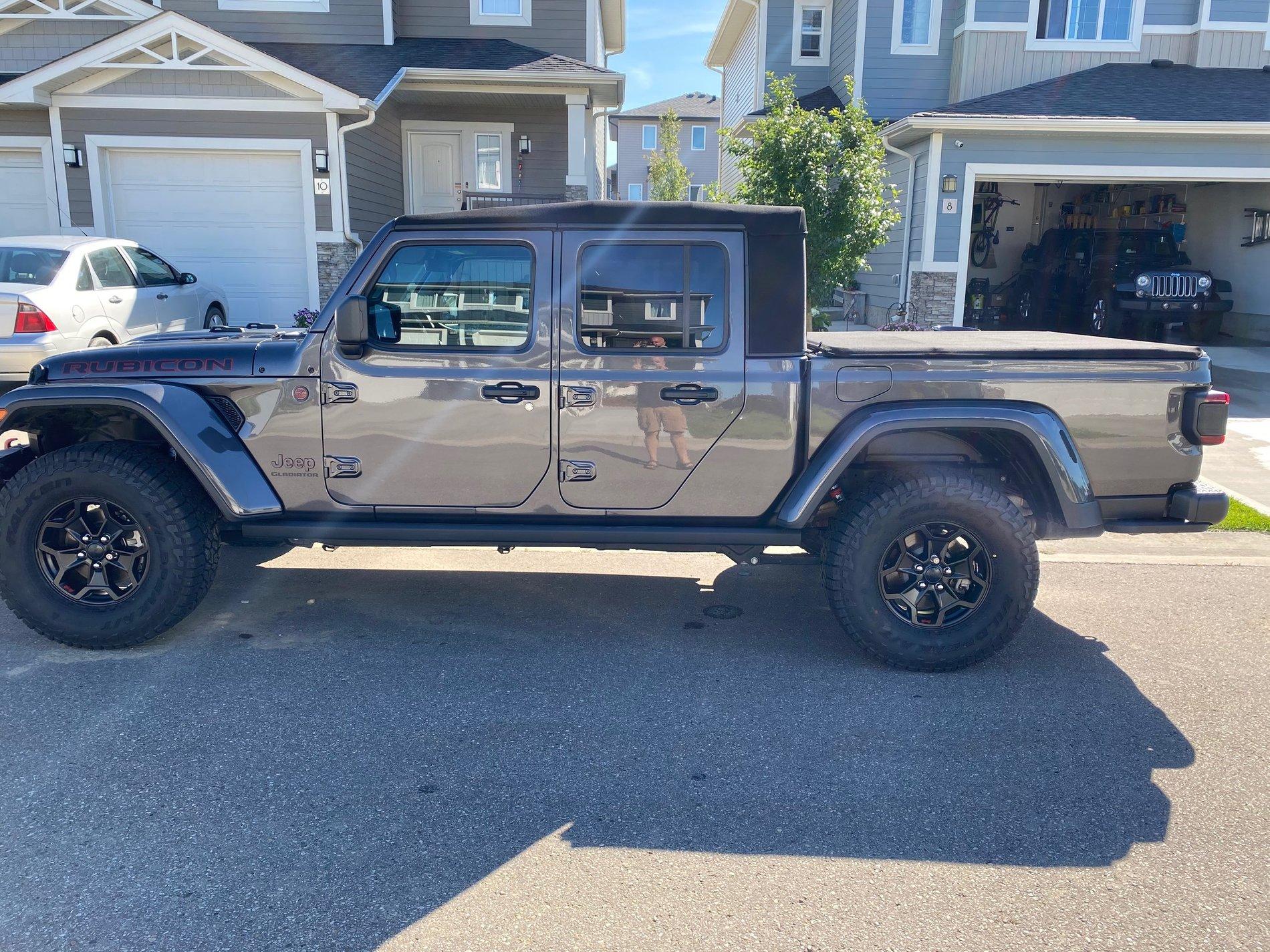 Jeep Gladiator GRANITE CRYSTAL JT Gladiator Club IMG_2335